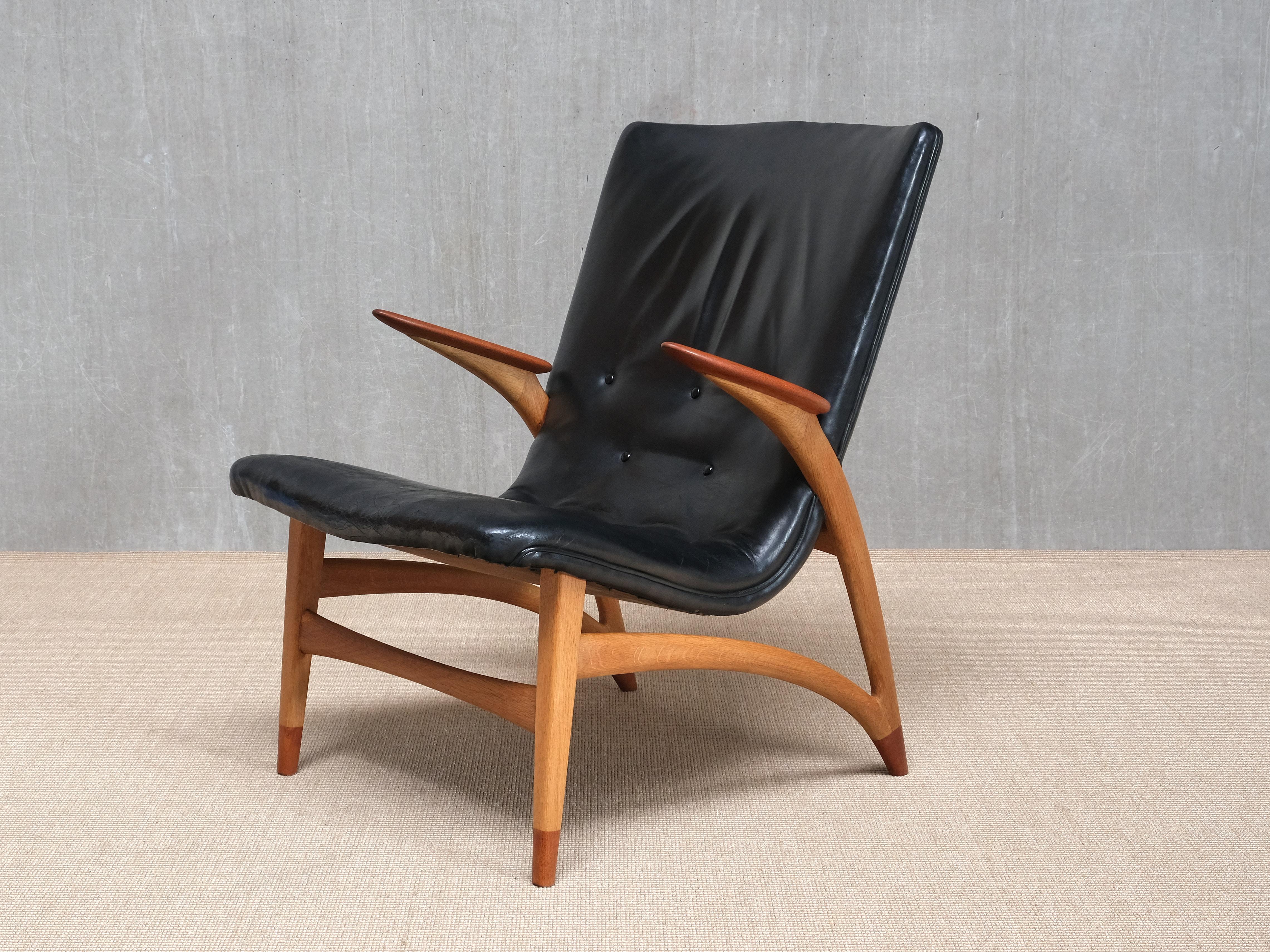 Wichtiger Arne Hovmand-Olsen Sessel in schwarzem Leder, Eiche, Teak, Dänemark, 1952 im Angebot 4