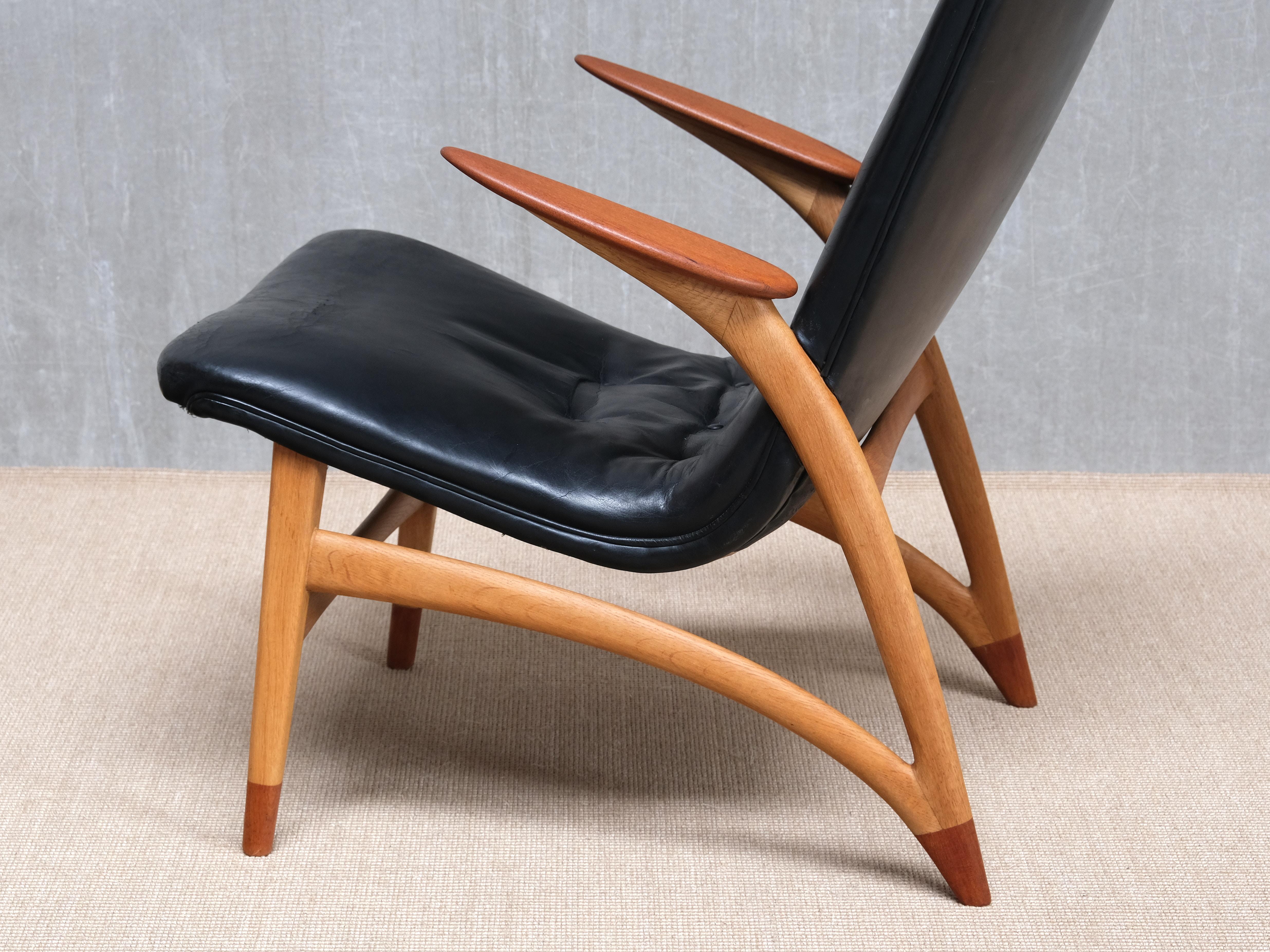 Wichtiger Arne Hovmand-Olsen Sessel in schwarzem Leder, Eiche, Teak, Dänemark, 1952 im Angebot 5
