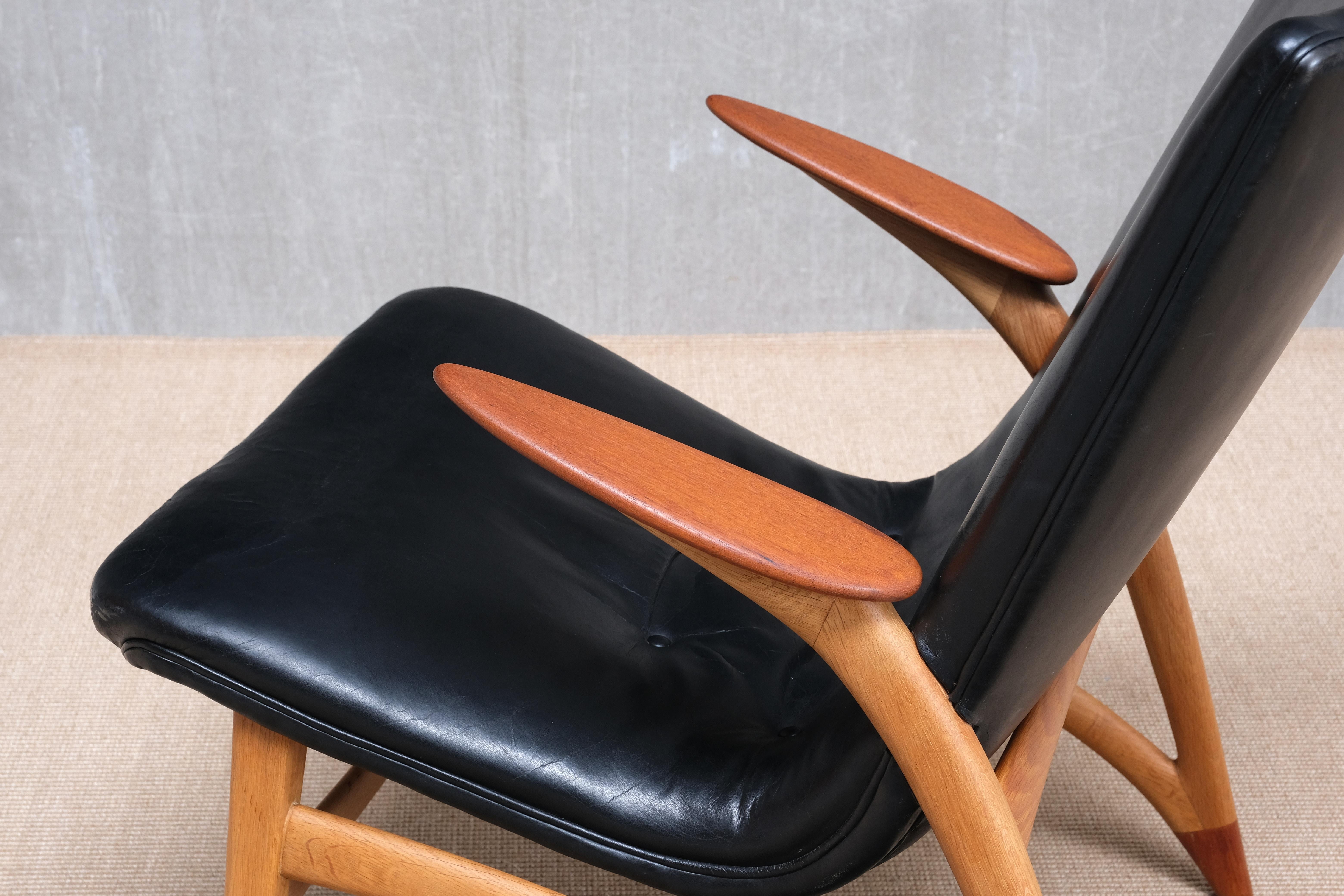 Wichtiger Arne Hovmand-Olsen Sessel in schwarzem Leder, Eiche, Teak, Dänemark, 1952 im Angebot 6