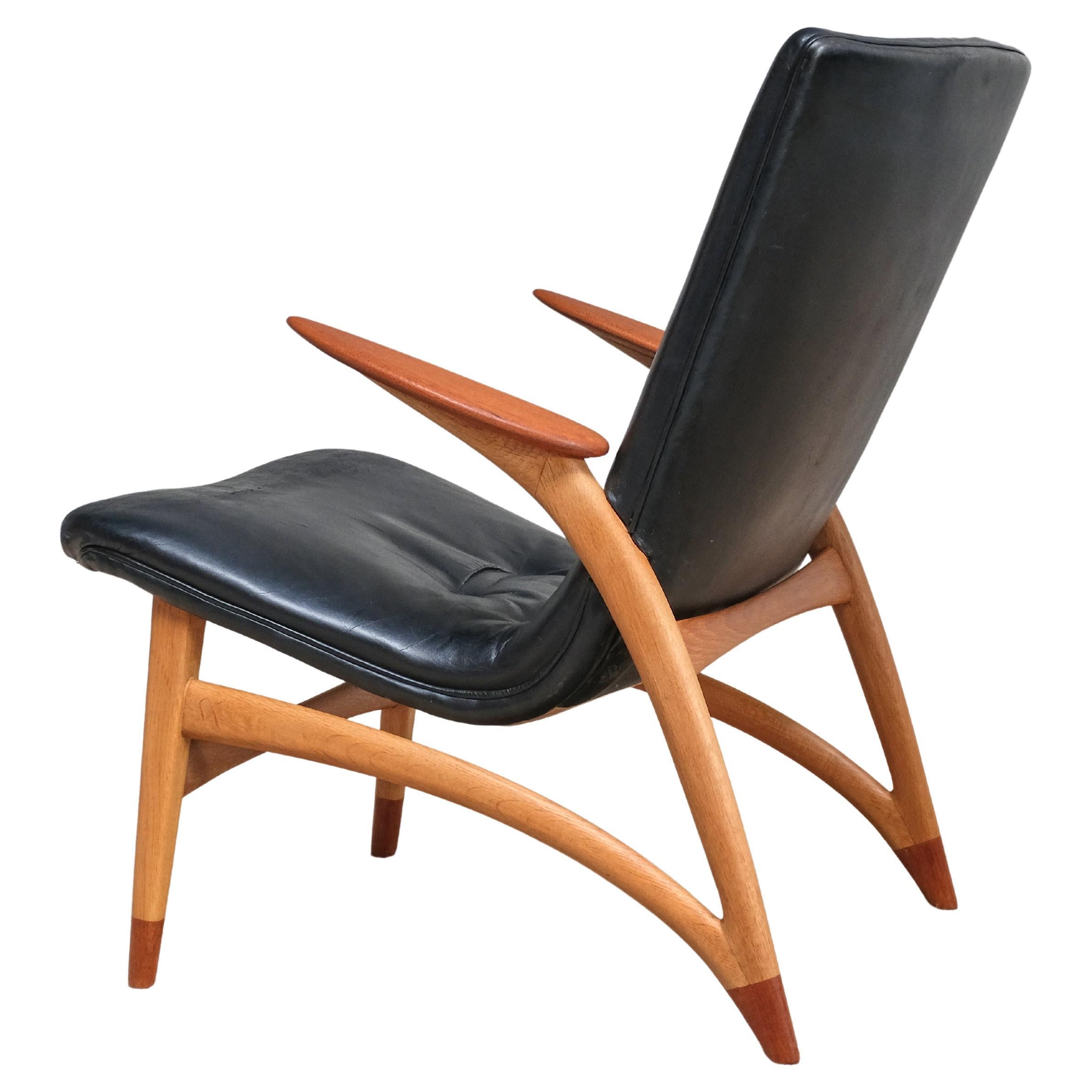 Wichtiger Arne Hovmand-Olsen Sessel in schwarzem Leder, Eiche, Teak, Dänemark, 1952 im Angebot