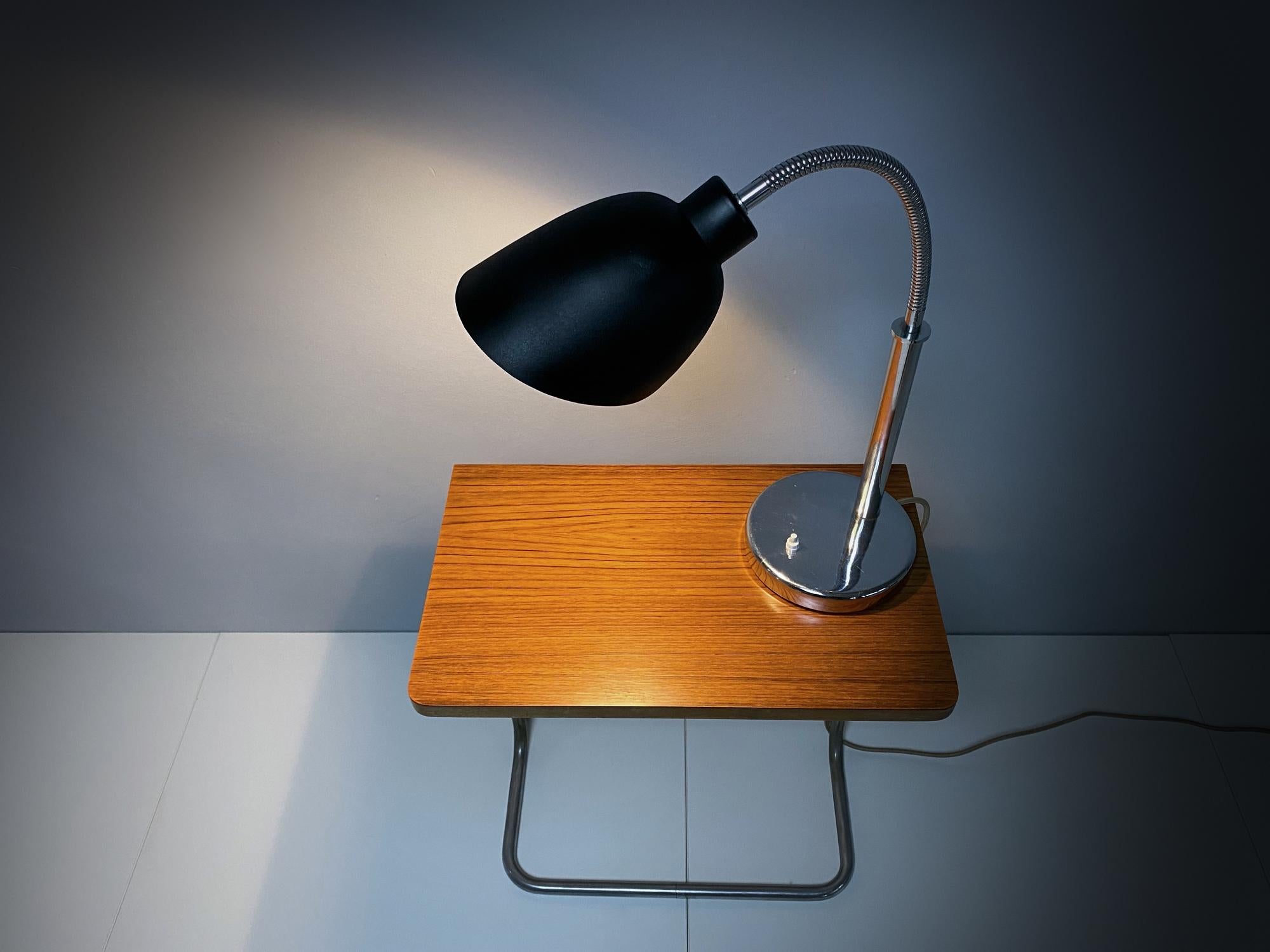Important Arne Jacobsen AJ8 Modernist Table Lamp, 1920s, Denmark For Sale 2