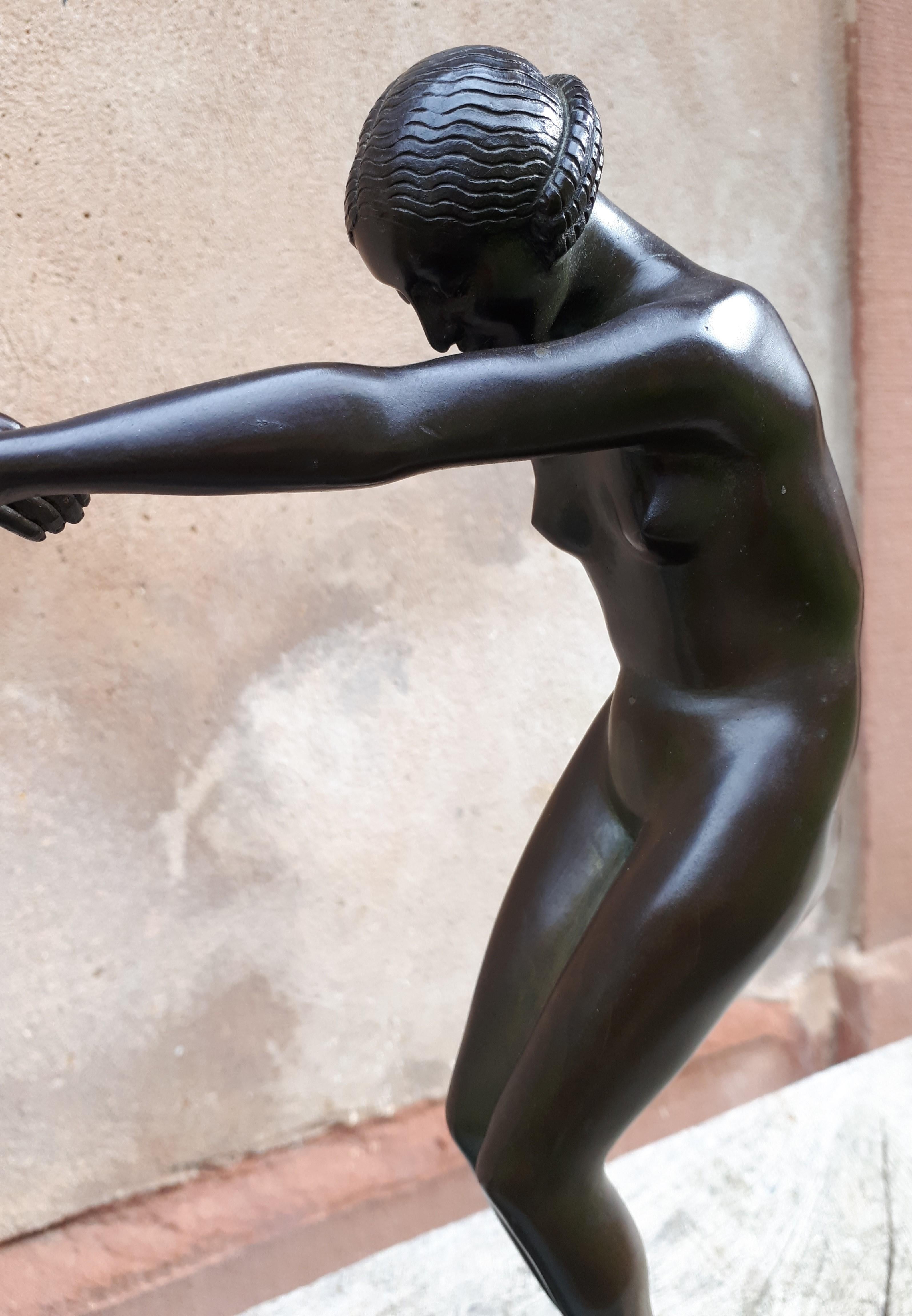 Importante sculpture Art Déco en bronze, de Claire Jeanne Roberte Colinet en vente 3