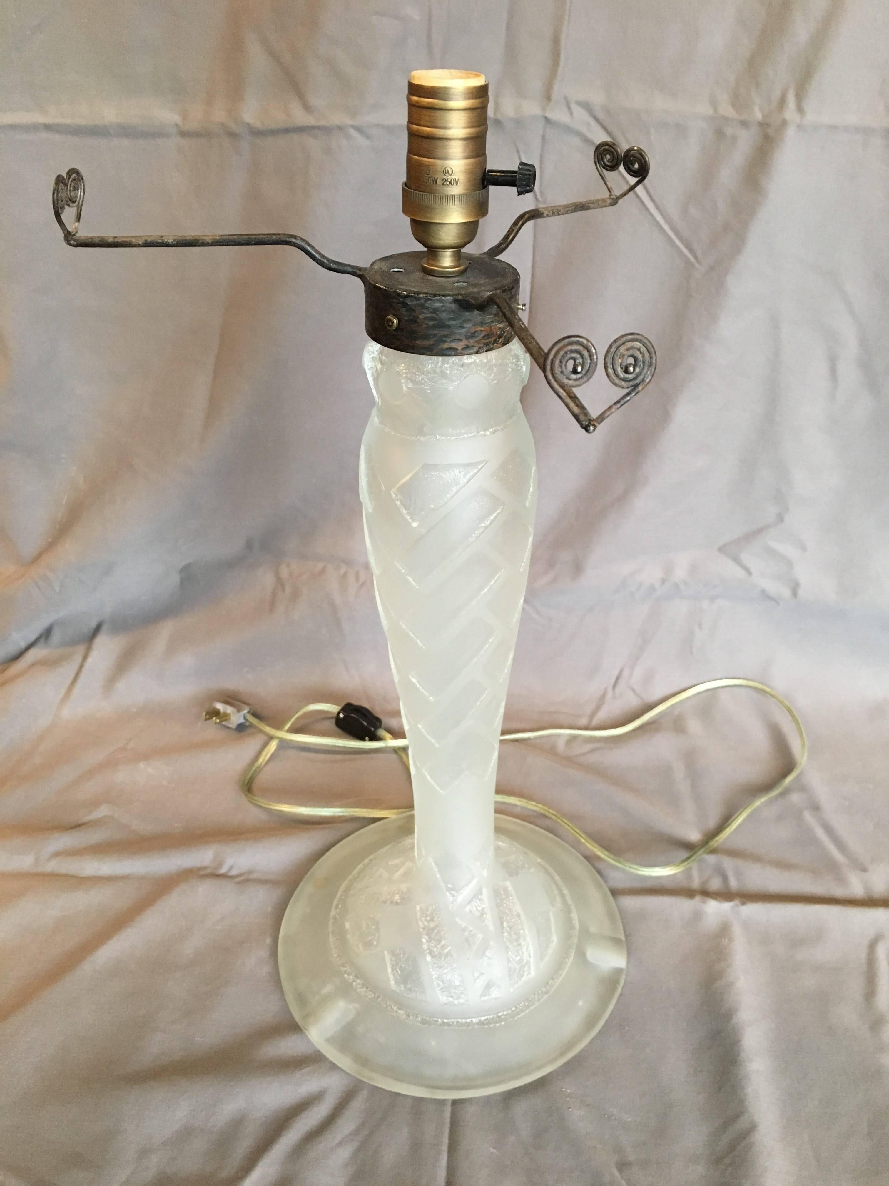 French Important Art Deco Daum Frères 'Nancy, France' Etched Glass & Wrought Iron Lamp For Sale
