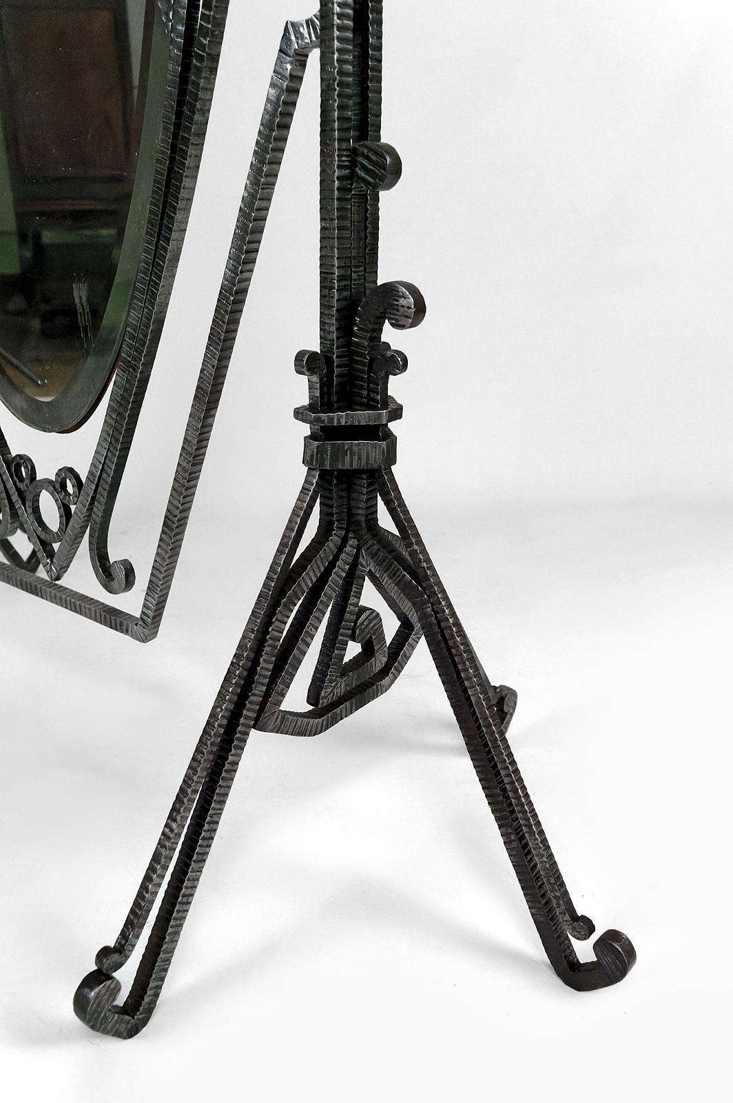 Important Art Deco psyche / cheval floor mirror in wrought iron, France, 1920's For Sale 13