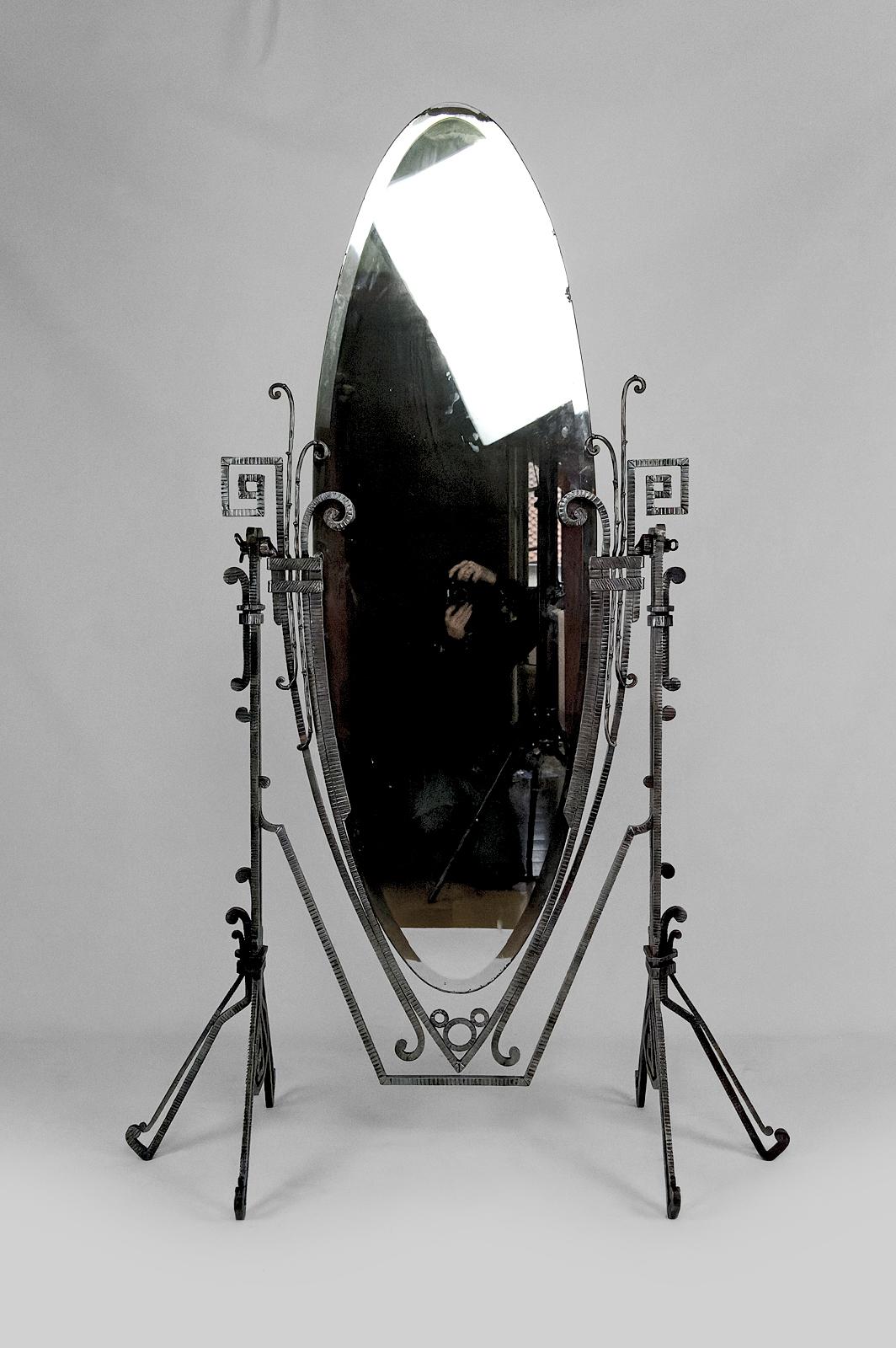 French Important Art Deco psyche / cheval floor mirror in wrought iron, France, 1920's For Sale