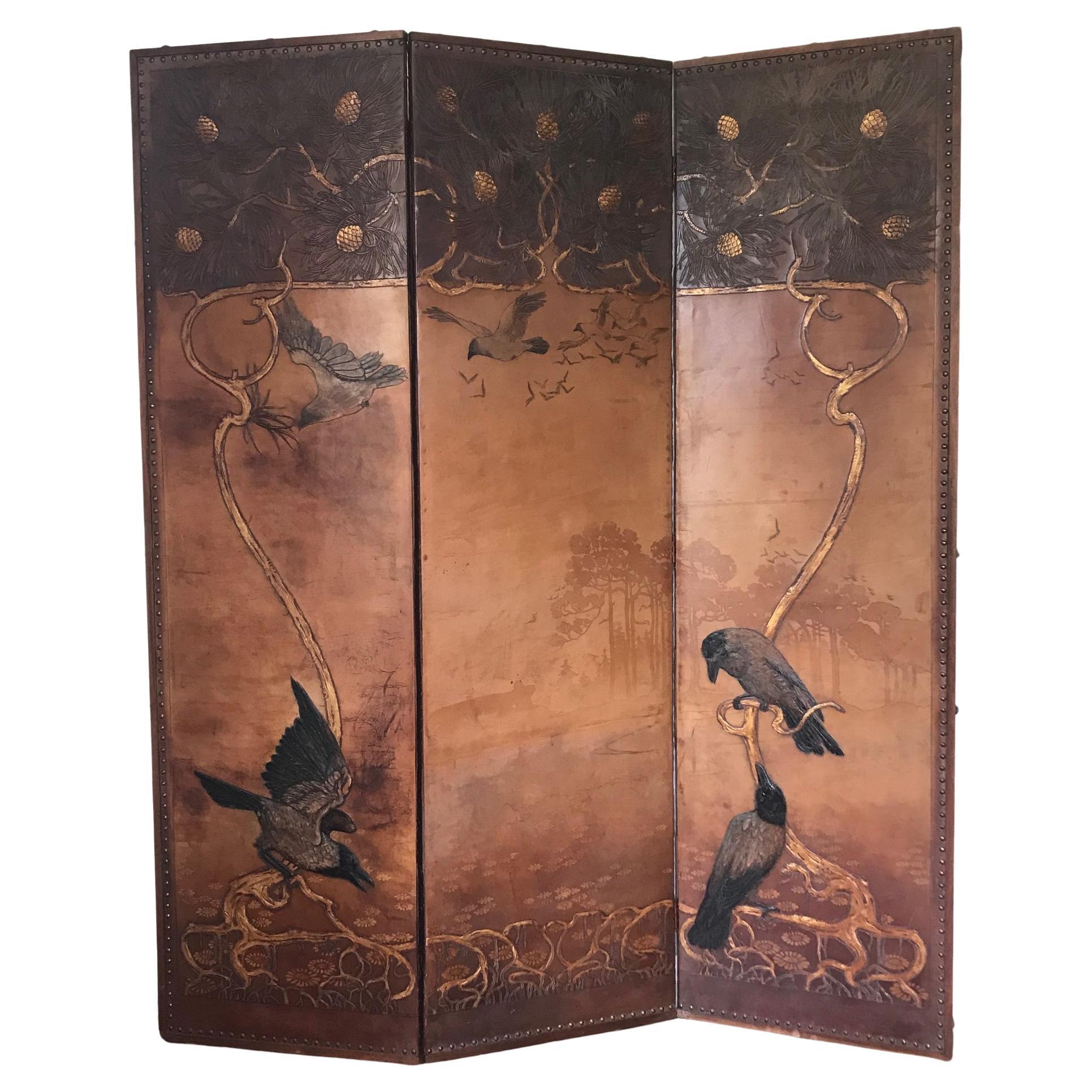 Important Art Nouveau three panel tooled leather screen by Georg Hulbe. 1900 For Sale