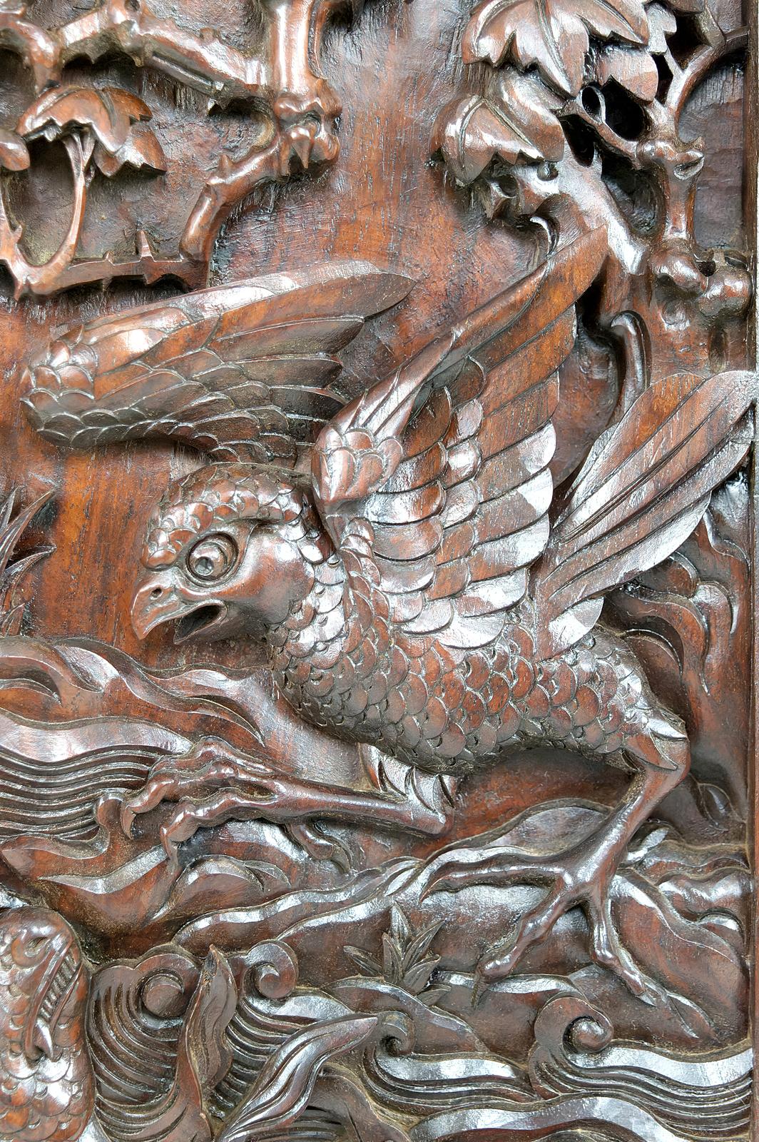 Important Asian Cabinet in carved wood, Vietnam or China, Circa 1880 For Sale 7