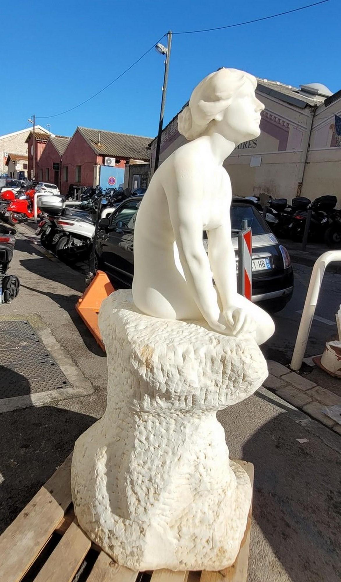 Wichtiger Badegast auf einem Felsen, großer weißer Marmor (155 cm), Ende 19. im Angebot 14
