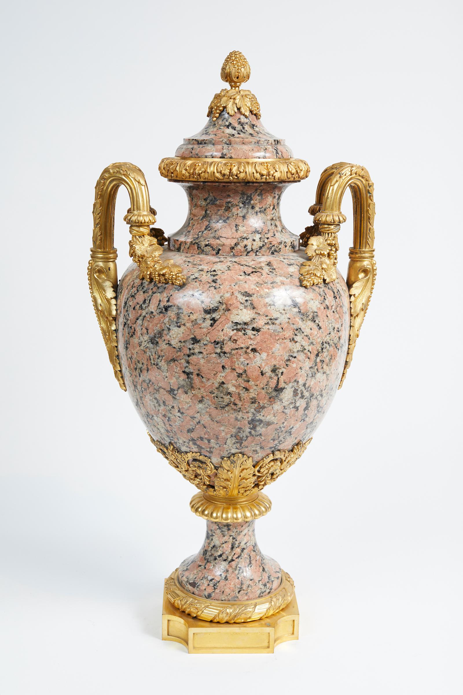 Important Belle Époque Period Louis XVI Style Granite Urn For Sale 6