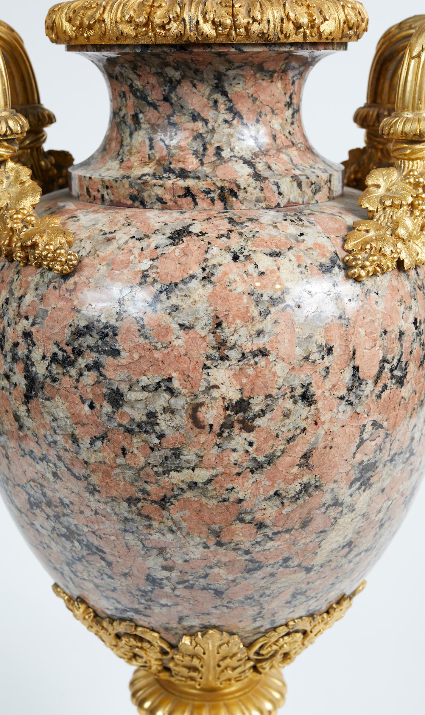 Important Belle Époque Period Louis XVI Style Granite Urn For Sale 1