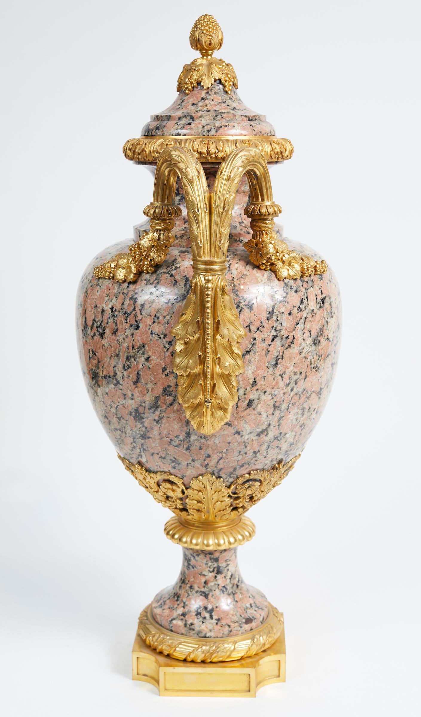 Important Belle Époque Period Louis XVI Style Granite Urn For Sale 3