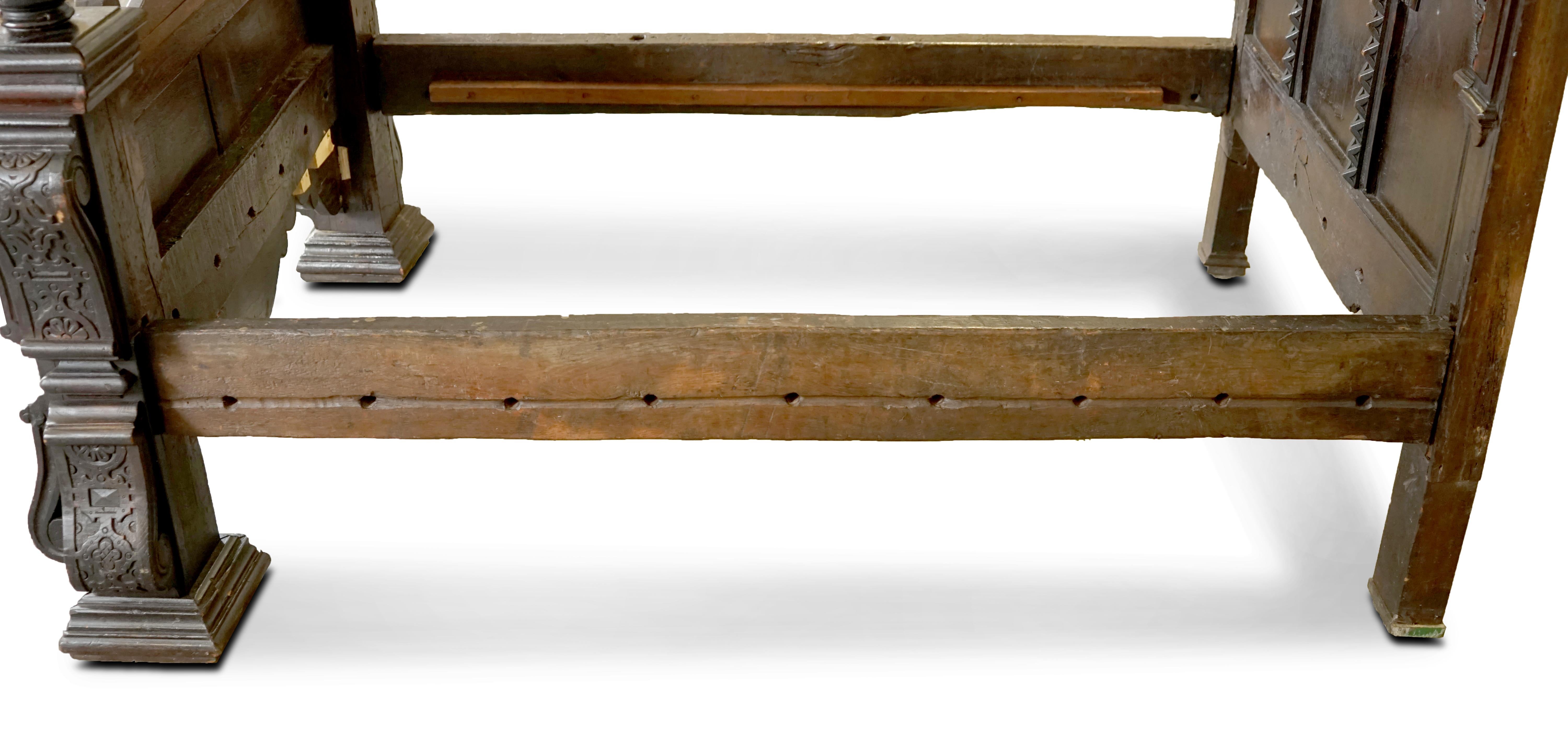 IMPORTANT BISHOP JAMES STANLEY 1508 KING HENRY VII ENGLiSH OAK TUDOR TESTER BED For Sale 6
