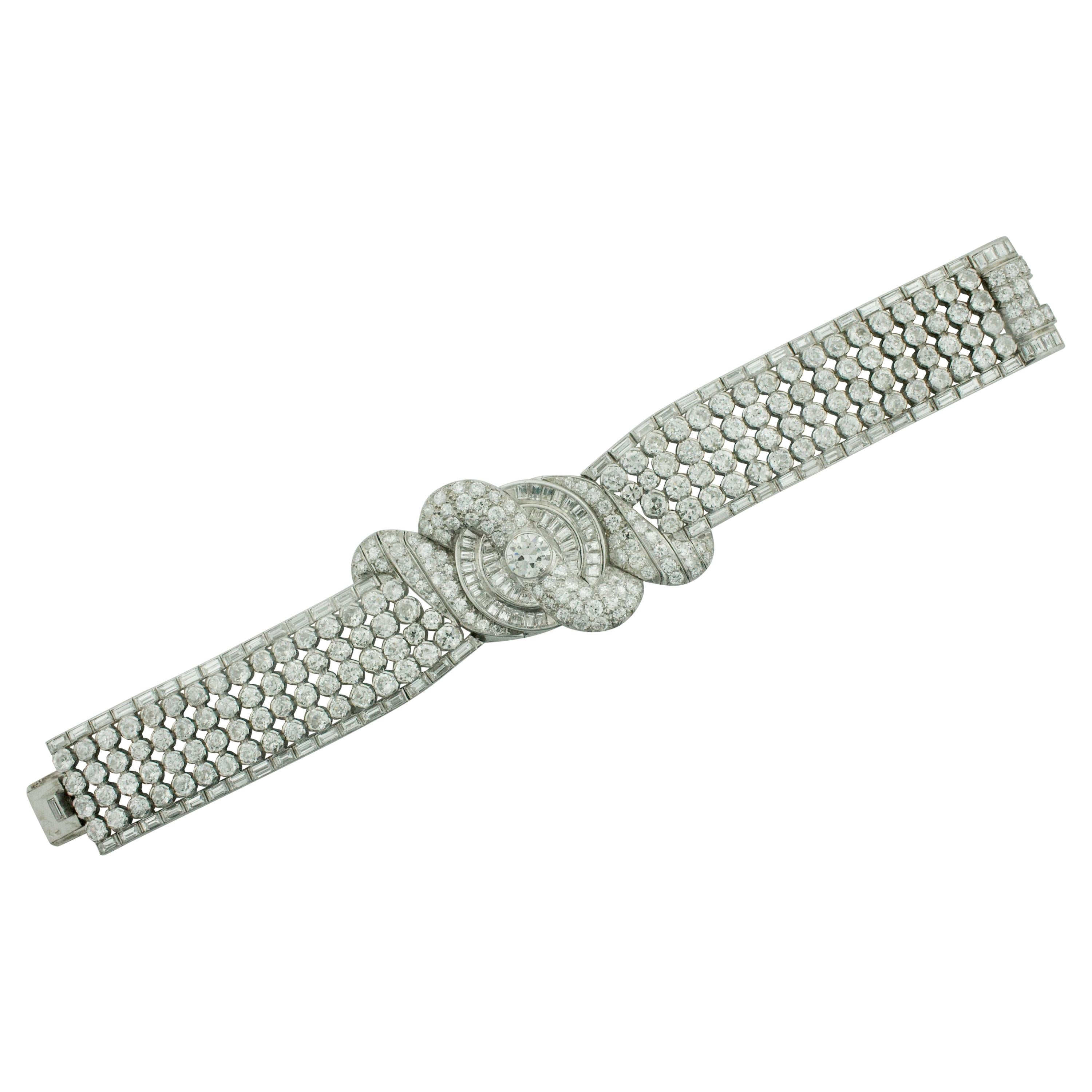 Important Blockbuster Diamond Bracelet in Platinum 54.00 Carats, Circa 1940's