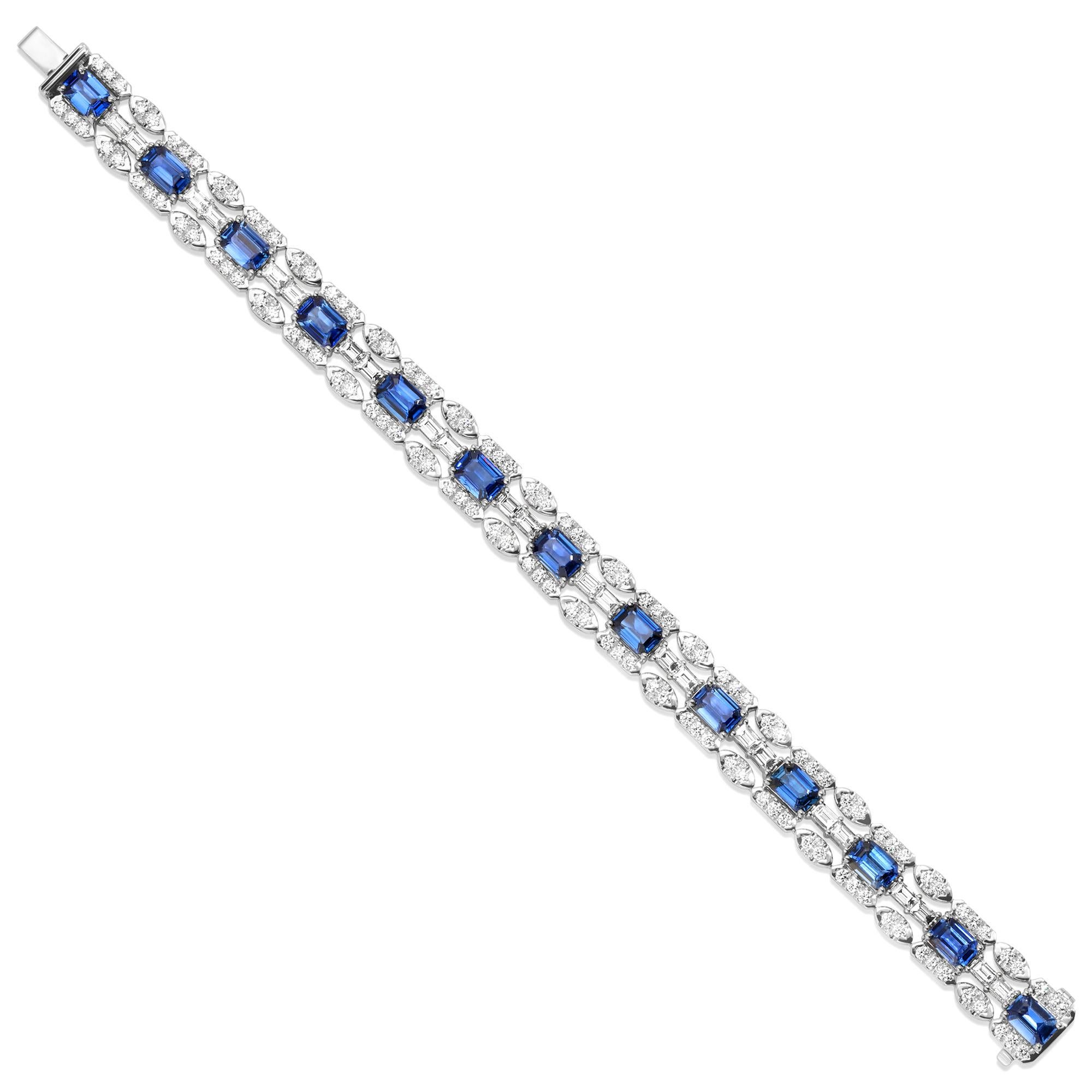 Important Blue Sapphire and Diamond Bracelet 19.75 Carats 18K White Gold In Excellent Condition For Sale In Aliso Viejo, CA