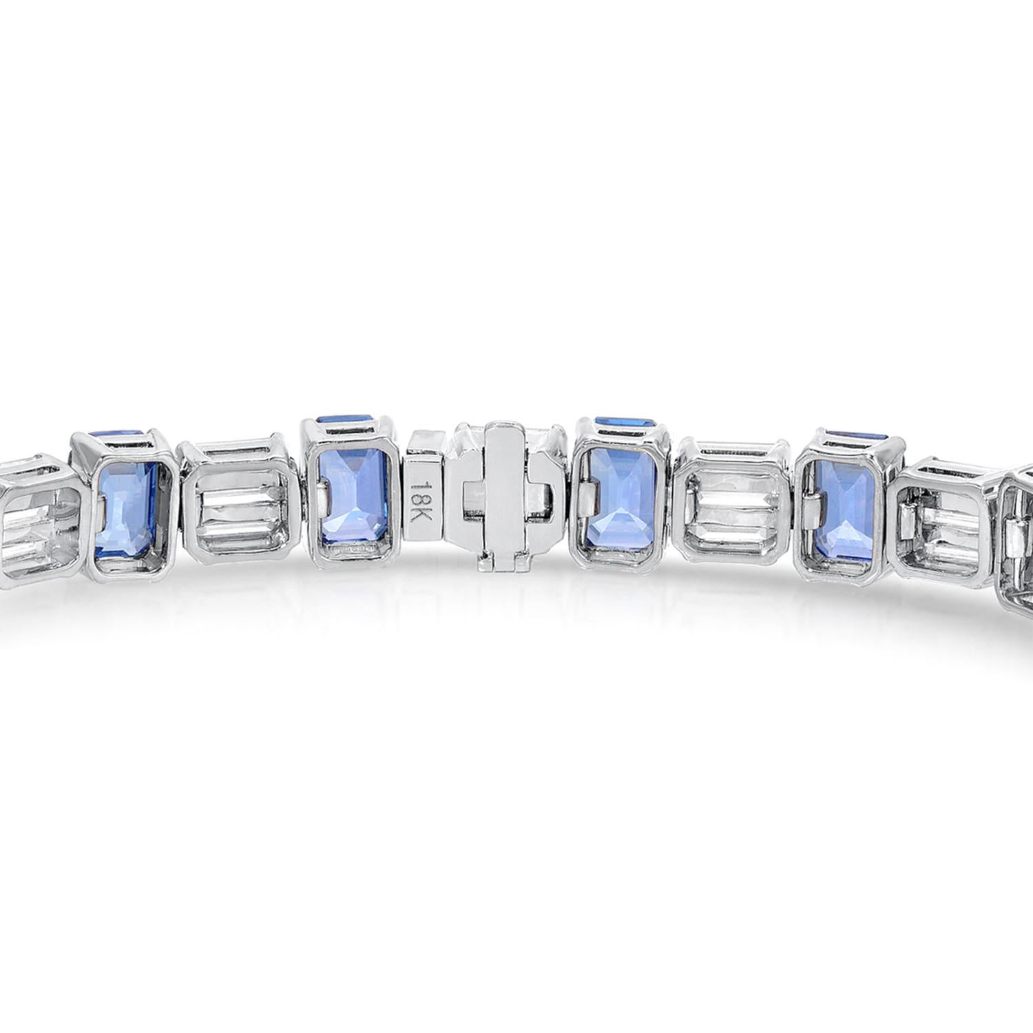 Emerald Cut Important Blue Sapphire and Diamond Bracelet 23.4 Carats 18K White Gold For Sale