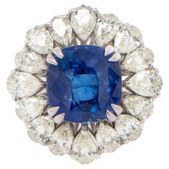 IDL zertifizierter blauer Saphir Ring mit birnenförmigem Diamant-Halo 9,85 Karat 18K Gold