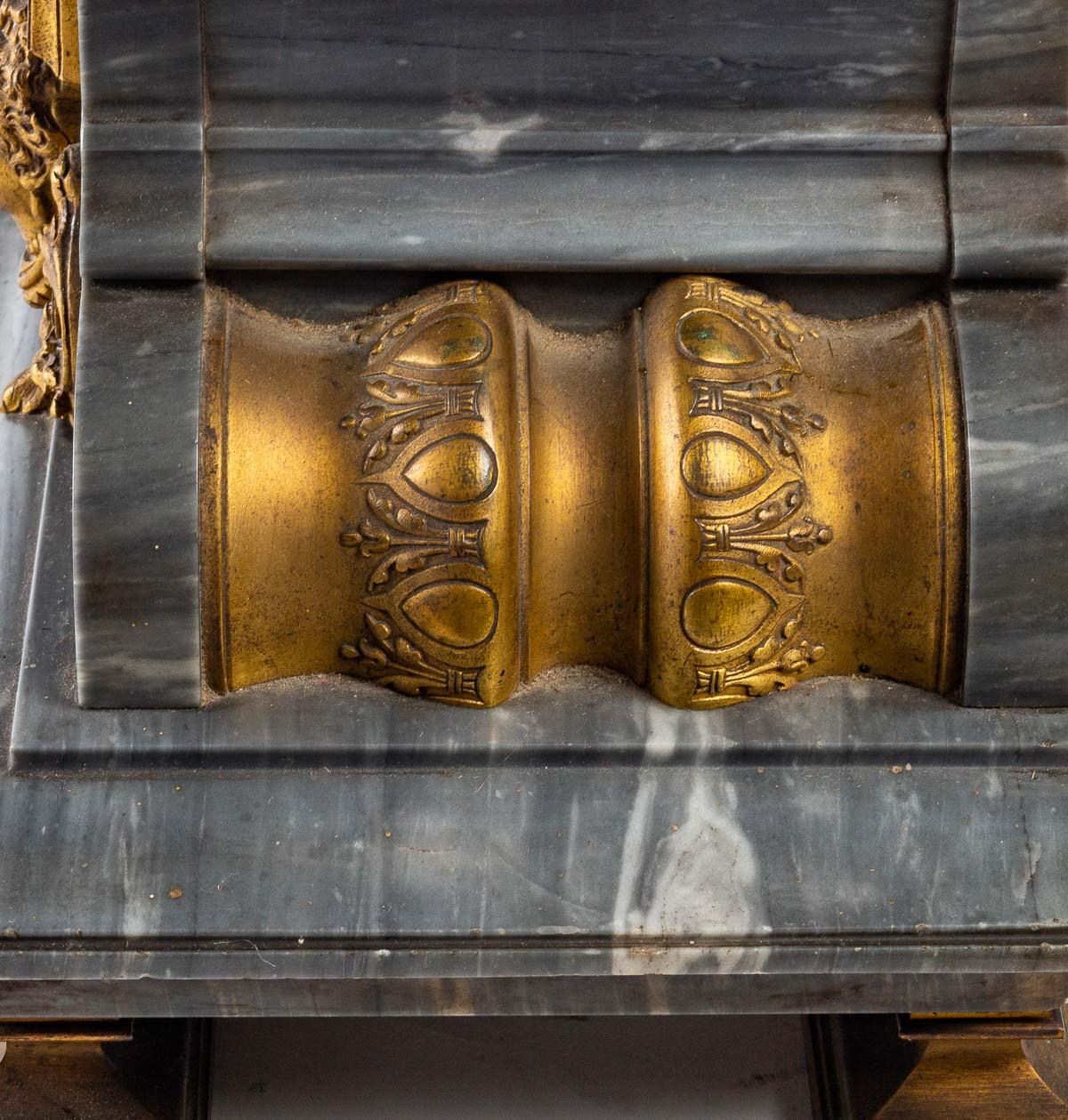 Important Blue Turquise Marble Mantel Set in Gilt Bronze In Good Condition In Saint-Ouen, FR