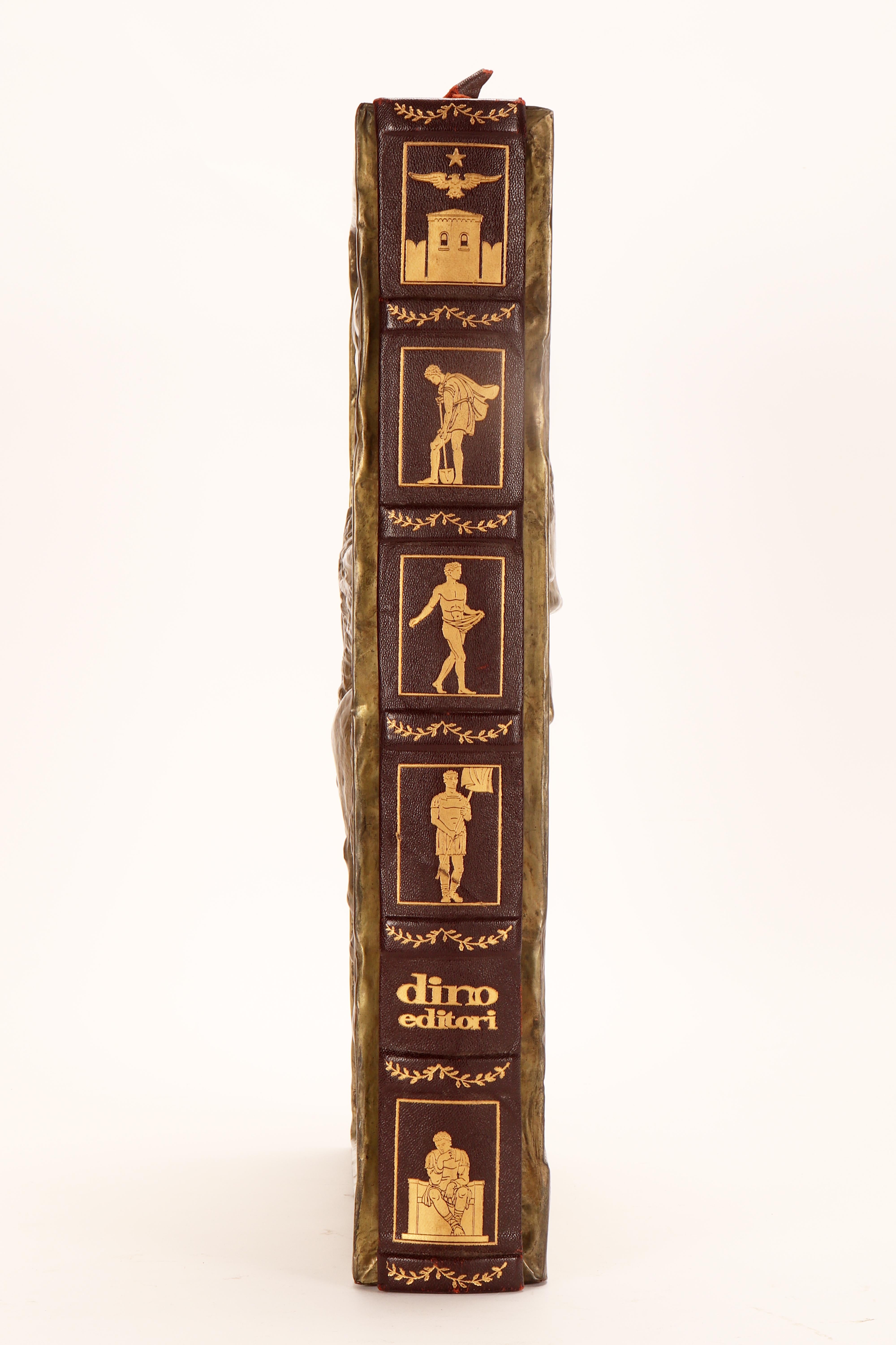 Important book The spiritual testament of Benito Mussolini, Rome 1976. In Good Condition For Sale In Milan, IT