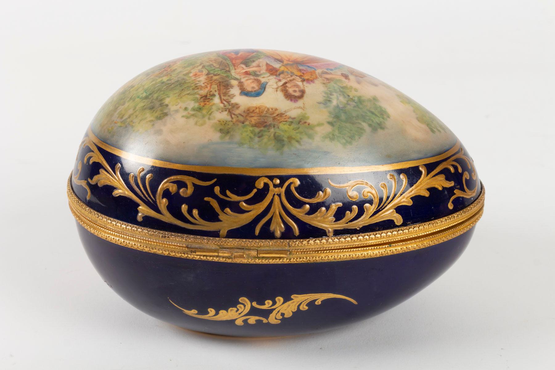 Important Box, Box 19th Century, Napoleon III Period, Porcelain and Brass 1