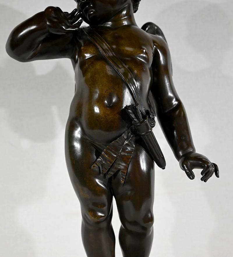 Wichtige Bronzeskulptur Amor, nach J-B. Pigalle - Ende des 19. Jahrhunderts im Angebot 3