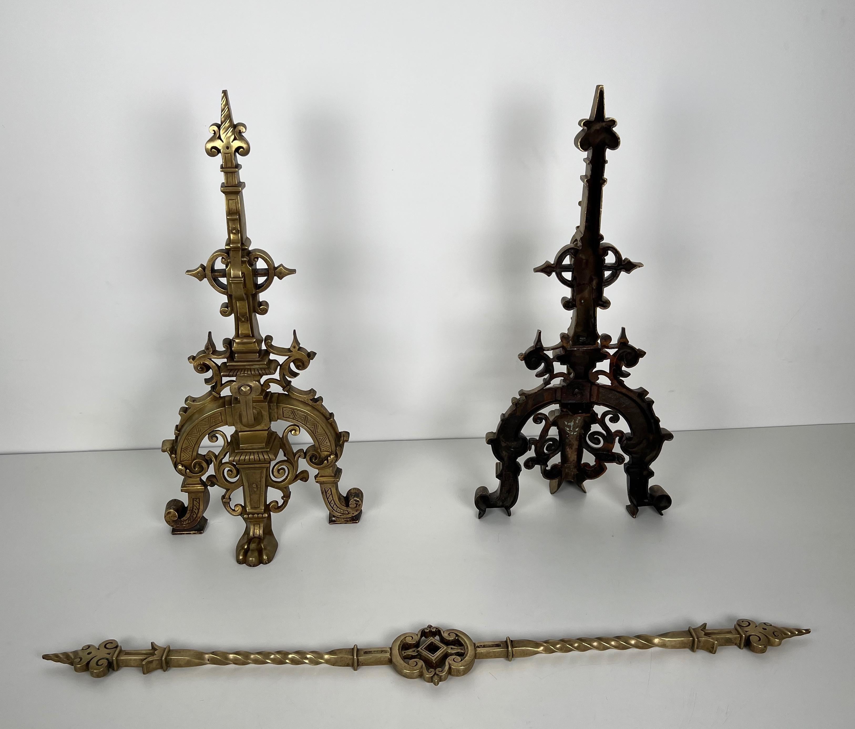 Important Bronze Fireplace Adornment Made of a Pair of Andirons and a Bronze Bar For Sale 12