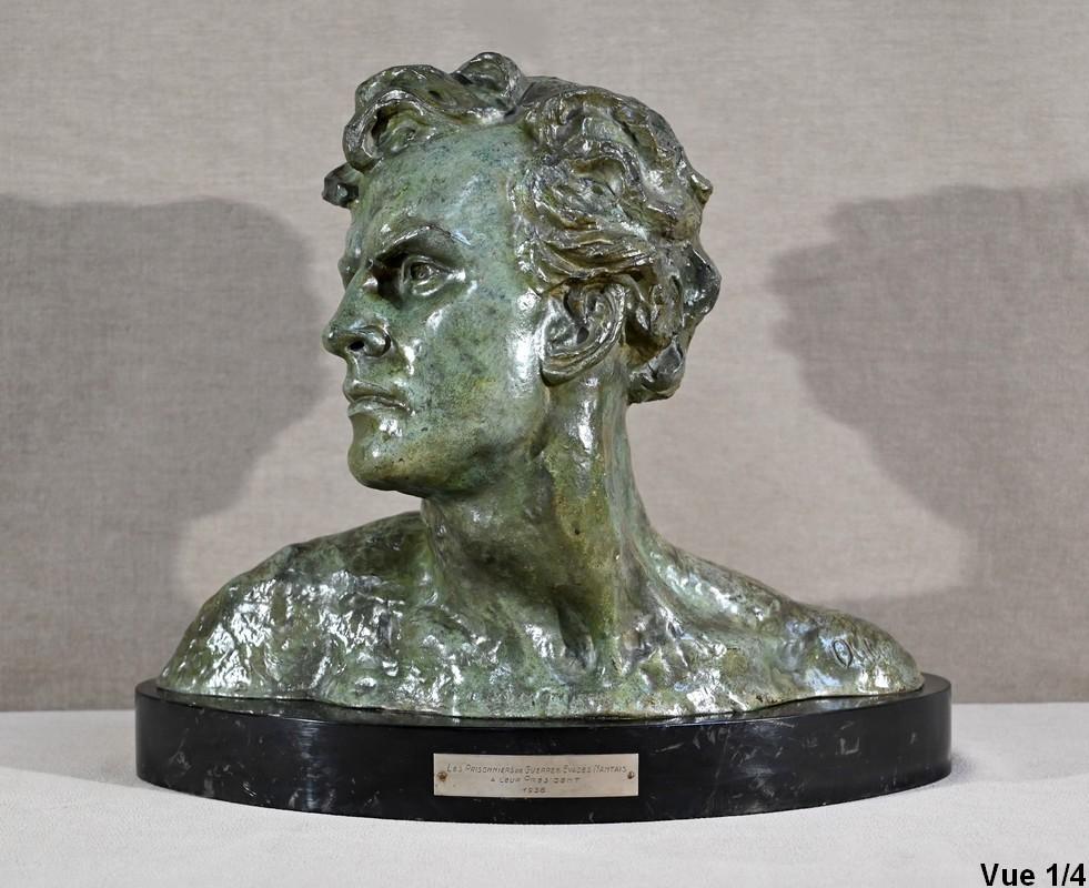 scultura in bronzo 