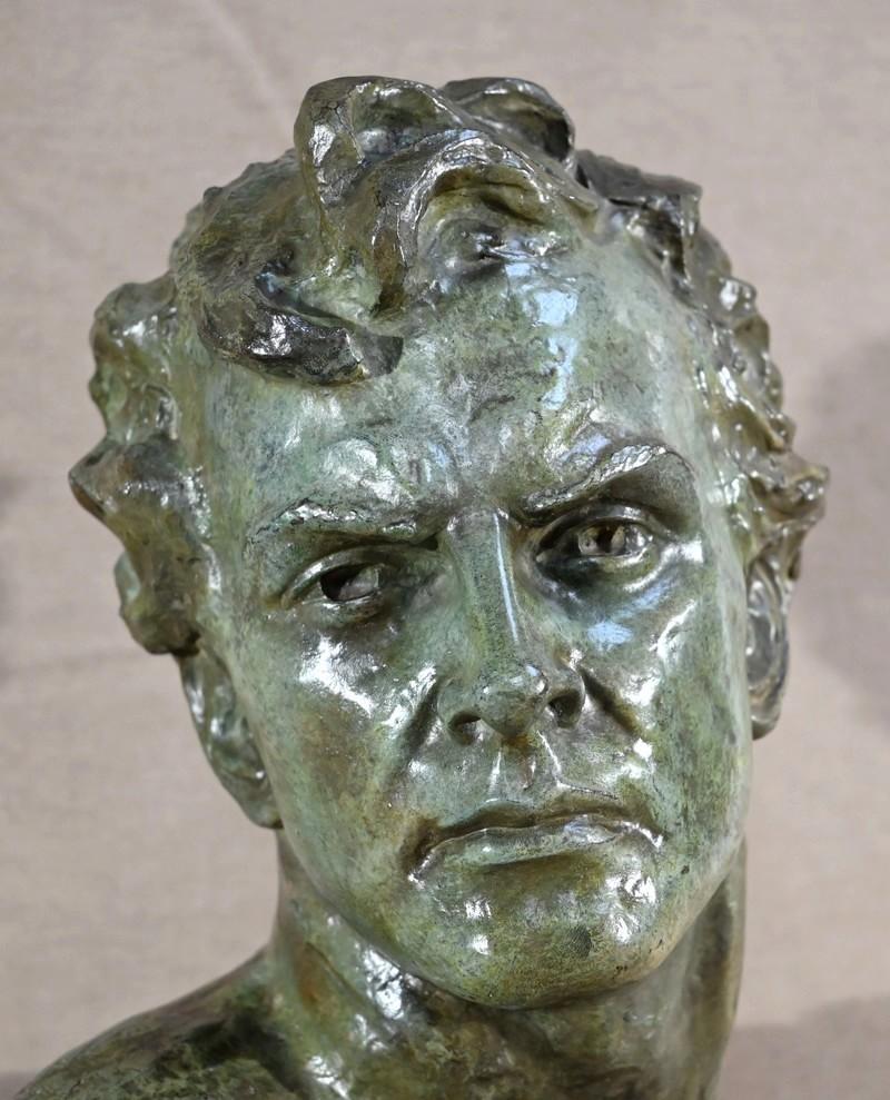 scultura in bronzo 