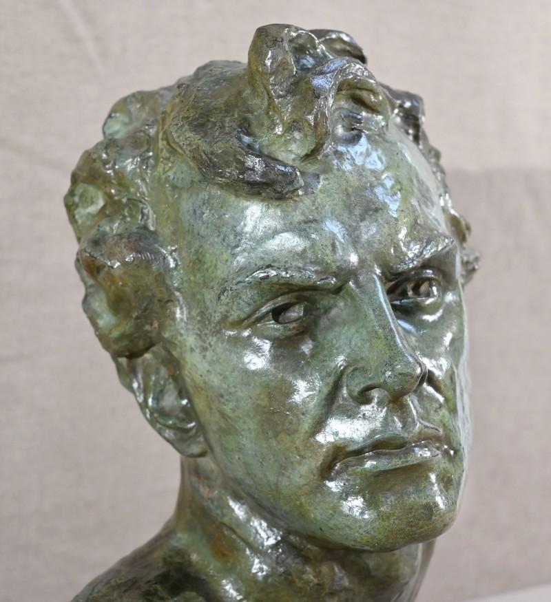 scultura in bronzo 