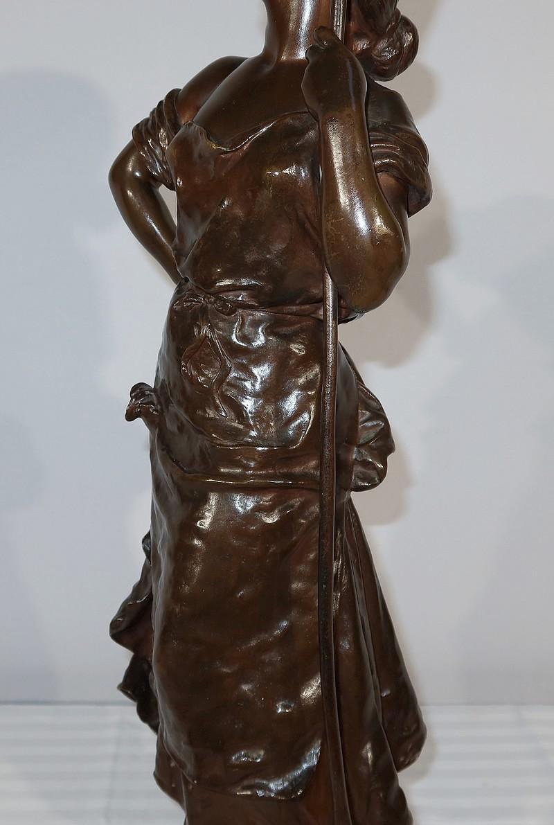 Bronze sculpture “Young Peasant Woman”, signed H. Moreau – 2nd part of the 19th For Sale 10