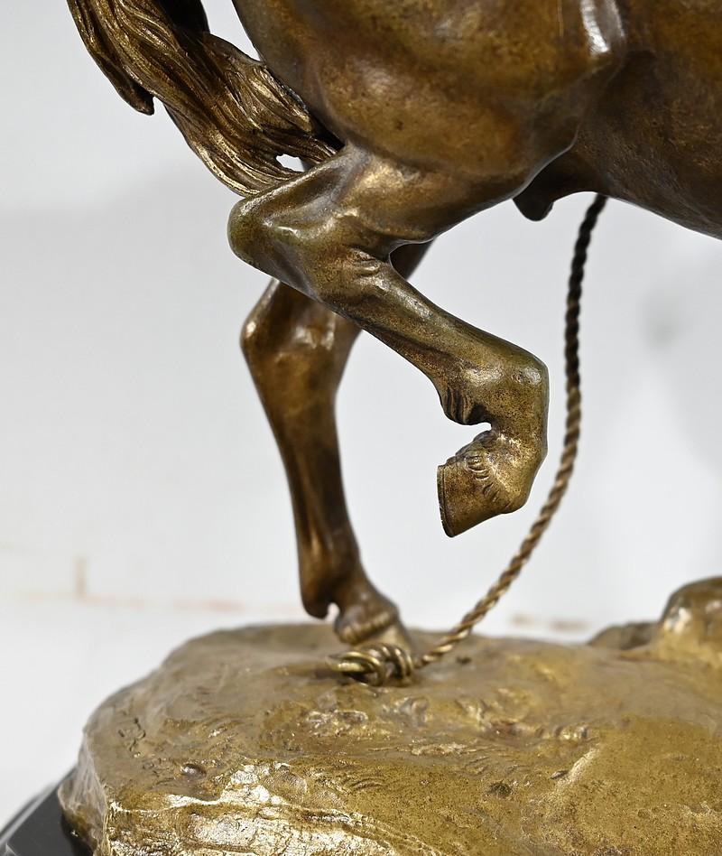Important Bronze sculpture “The Draft Horse” by T. Gechter – 1841 For Sale 6