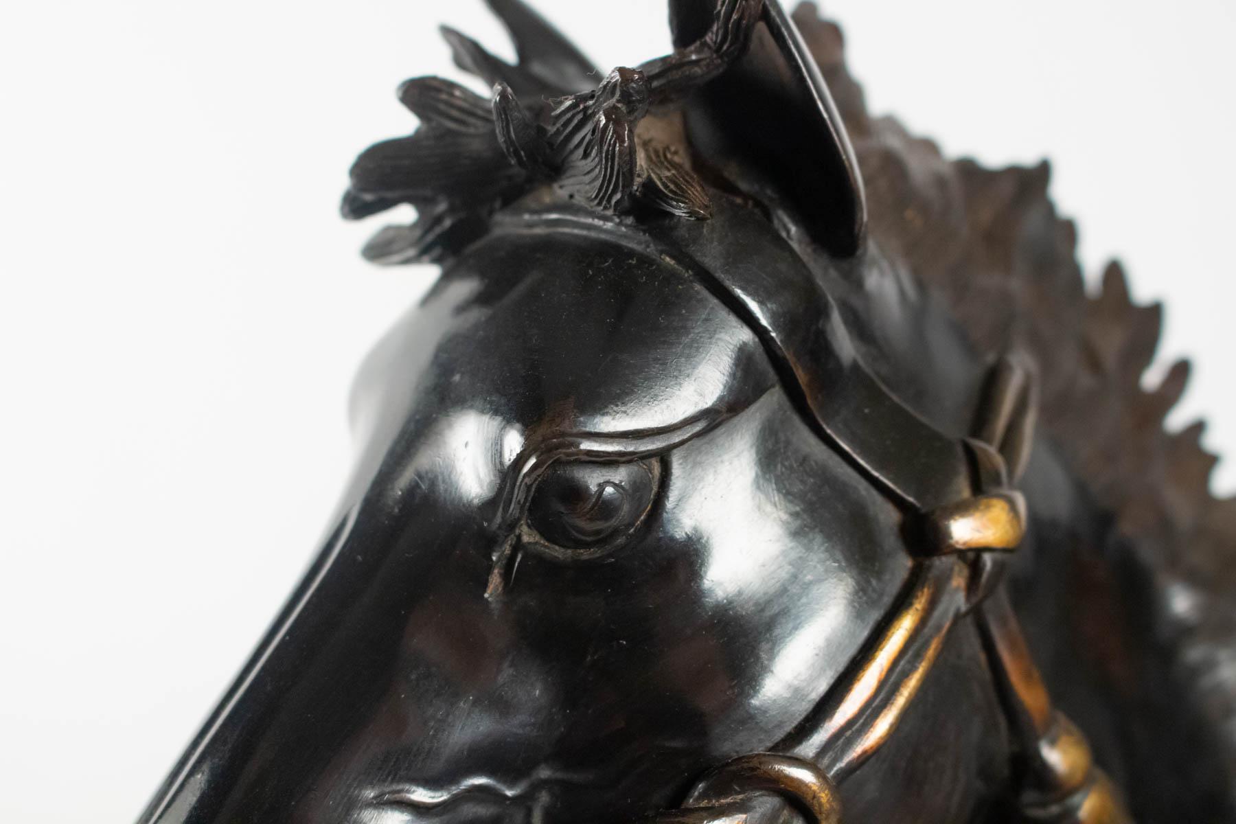 Importante Escultura de Bronce, Samurai, Japón, 1925, Base de Ónice, Desmontable 2