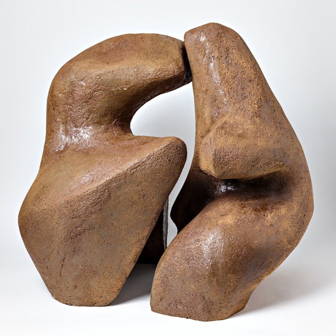 Important Brown Stoneware Couple of Sculptures by Tim and Jacqueline Orr In Excellent Condition For Sale In Neuilly-en- sancerre, FR