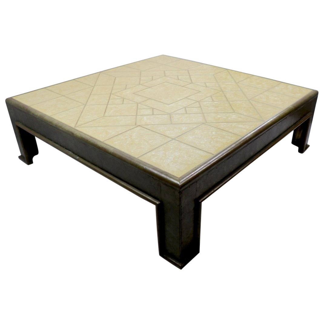 Importante table basse brutaliste de Rodolfo Dubarry en vente