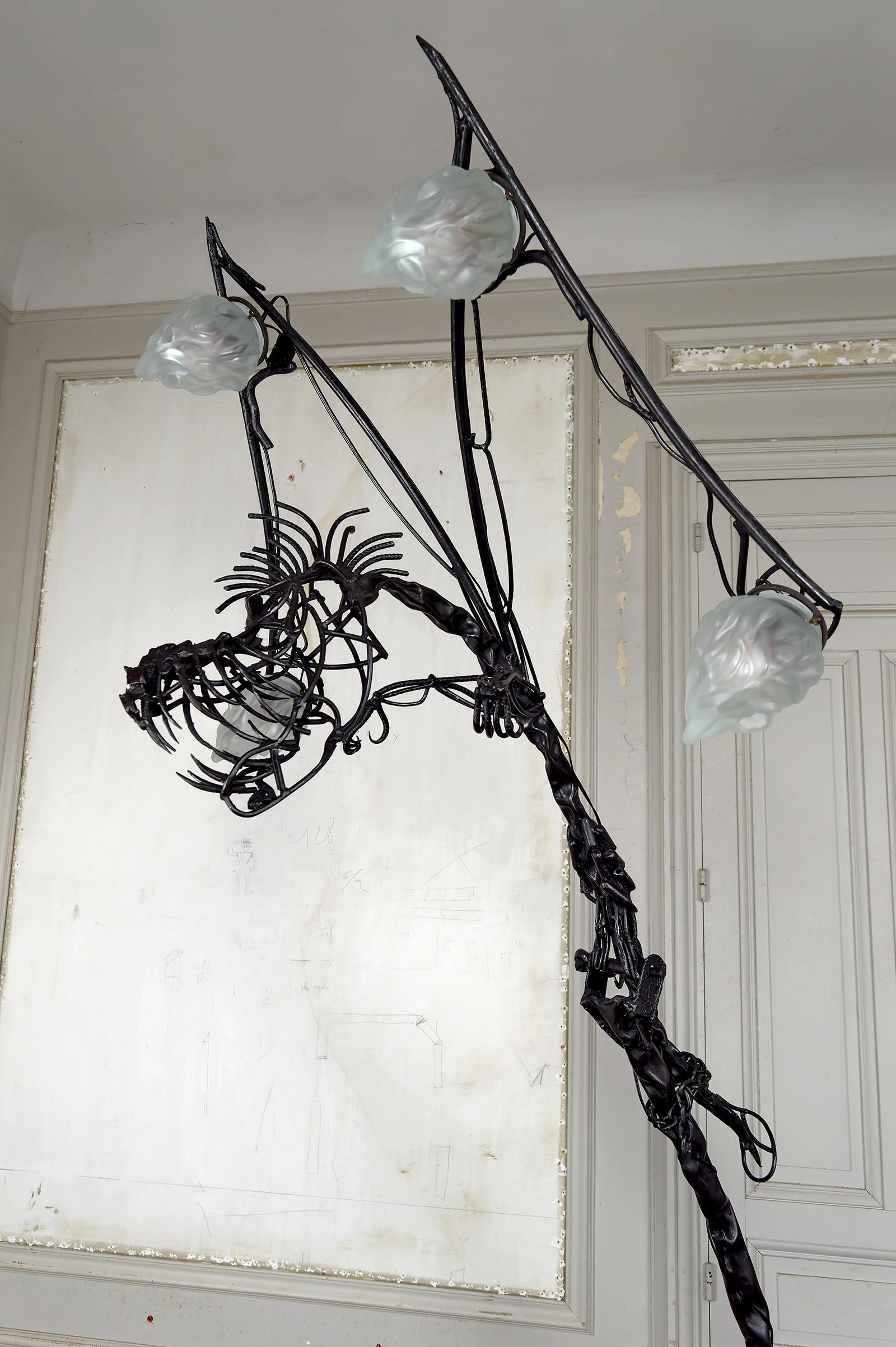 Important Brutalist Sculptural Dragon Lamp in Wrought Iron, France, 1970's For Sale 9