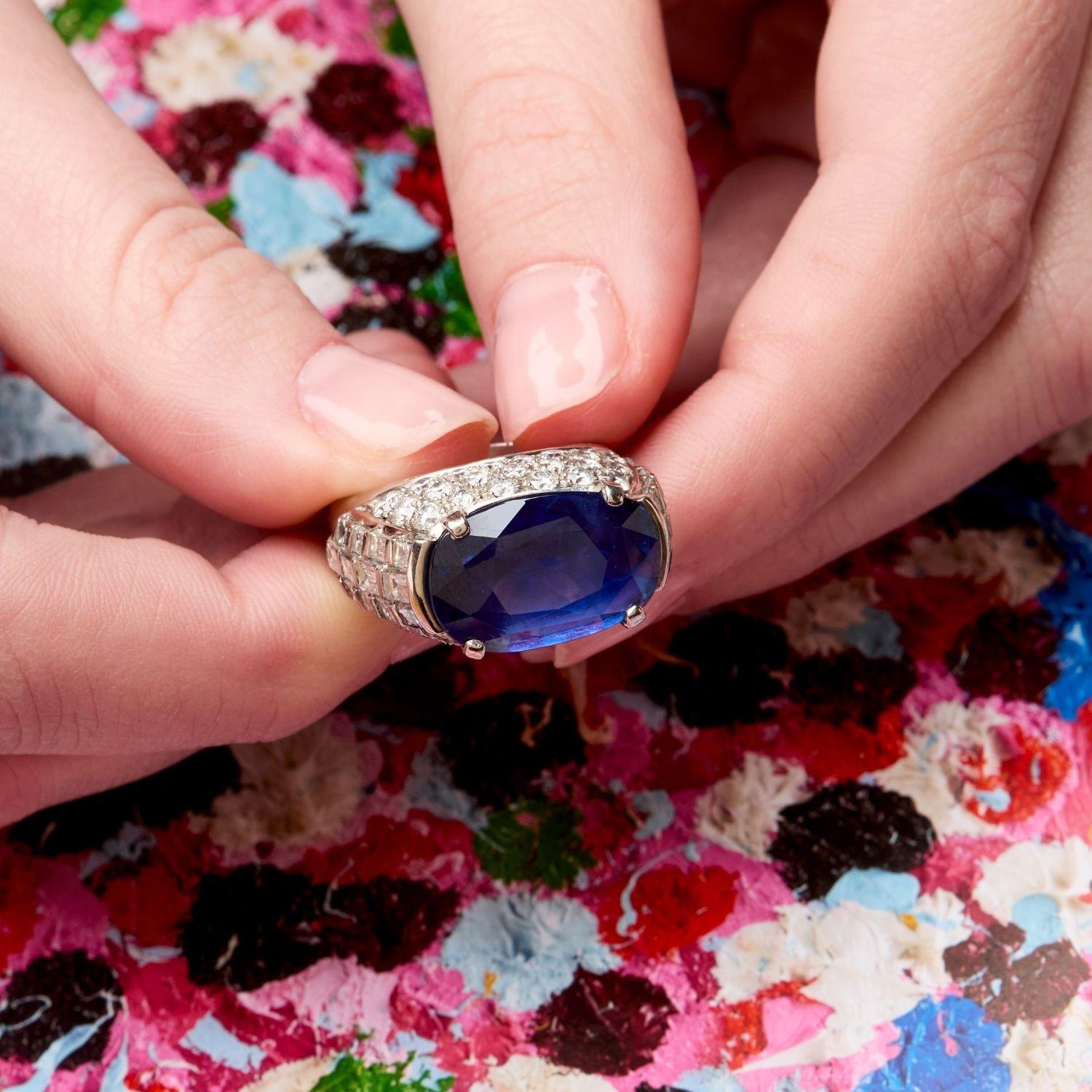 Cushion Cut Important Bulgari Blue Sapphire and Diamond Ring For Sale
