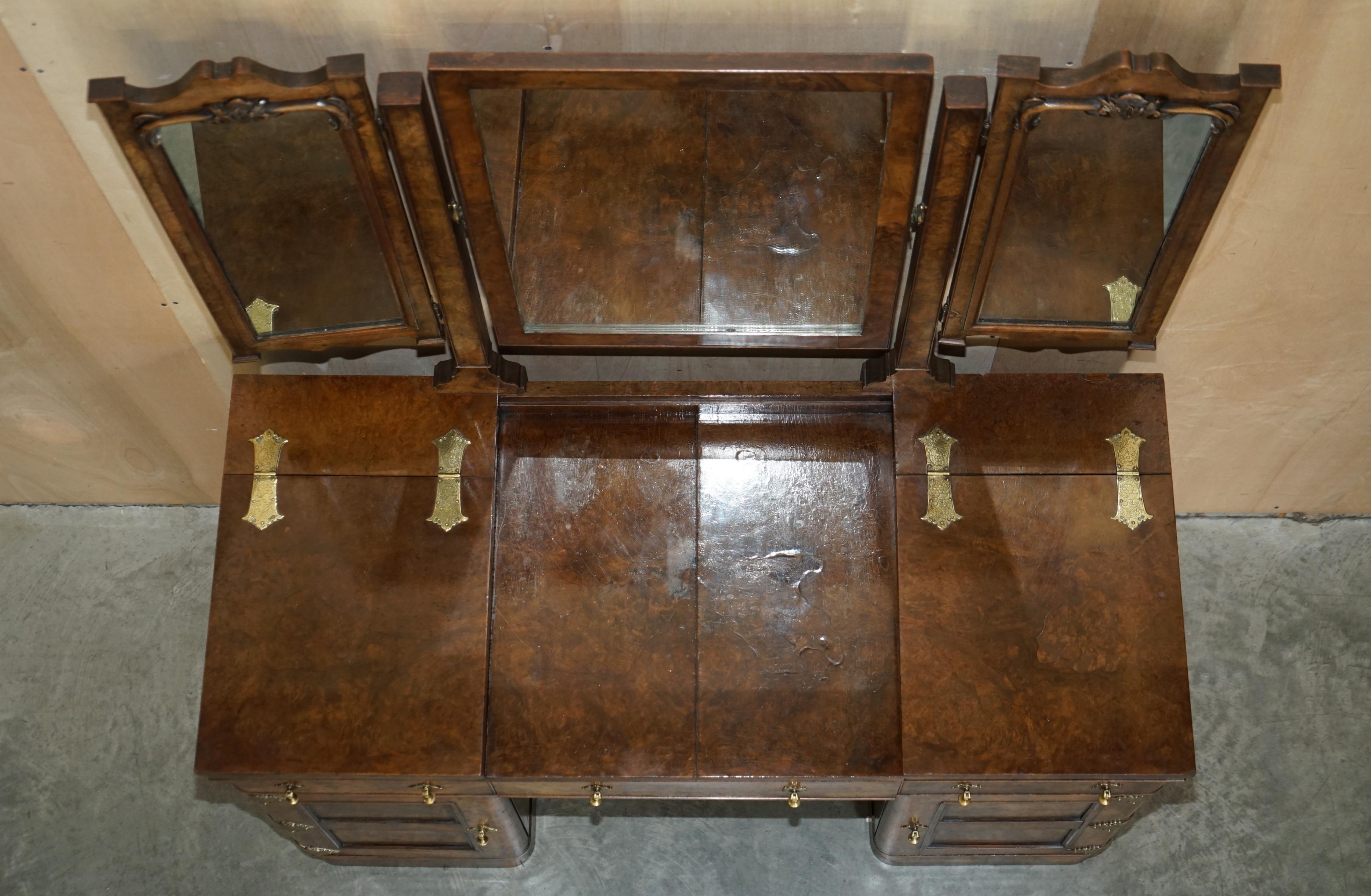 Important Burr & Burl Gothic Antique Dressing Table with Polished Brass Fittings For Sale 5