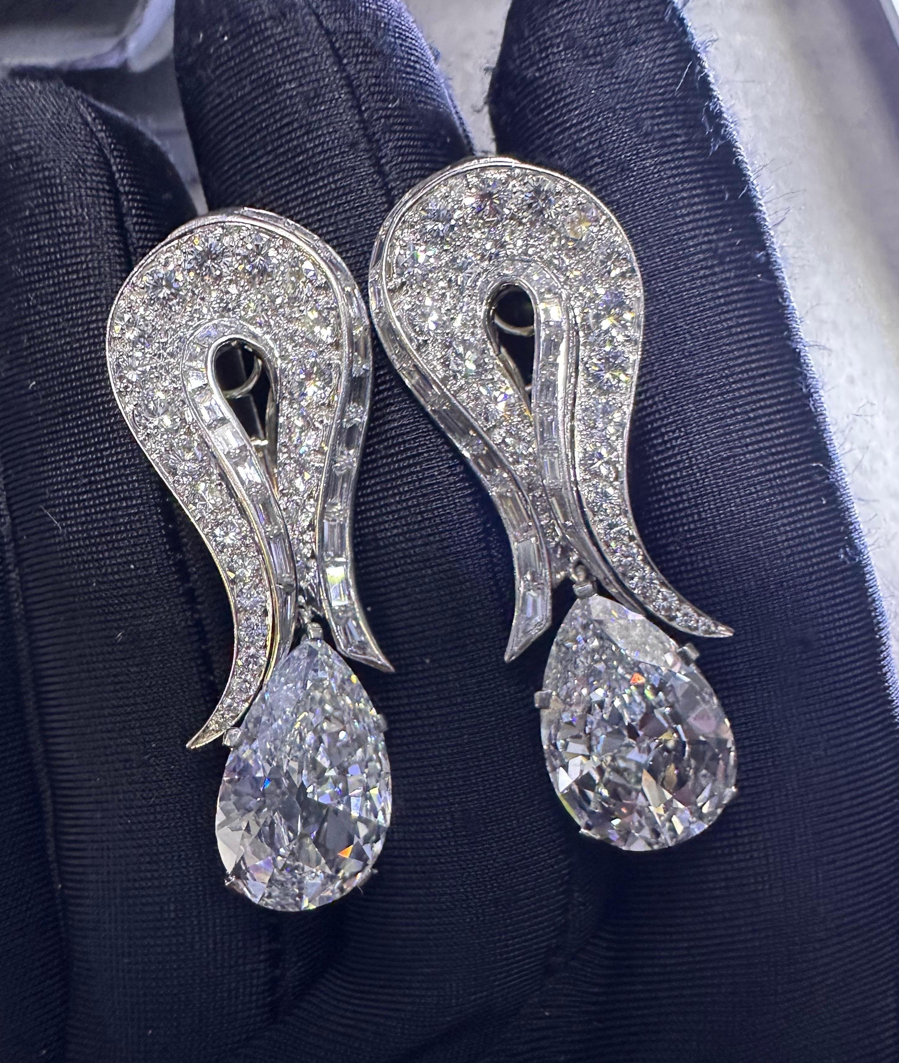 Important Bvlgari D Color Diamond Earrings For Sale 2