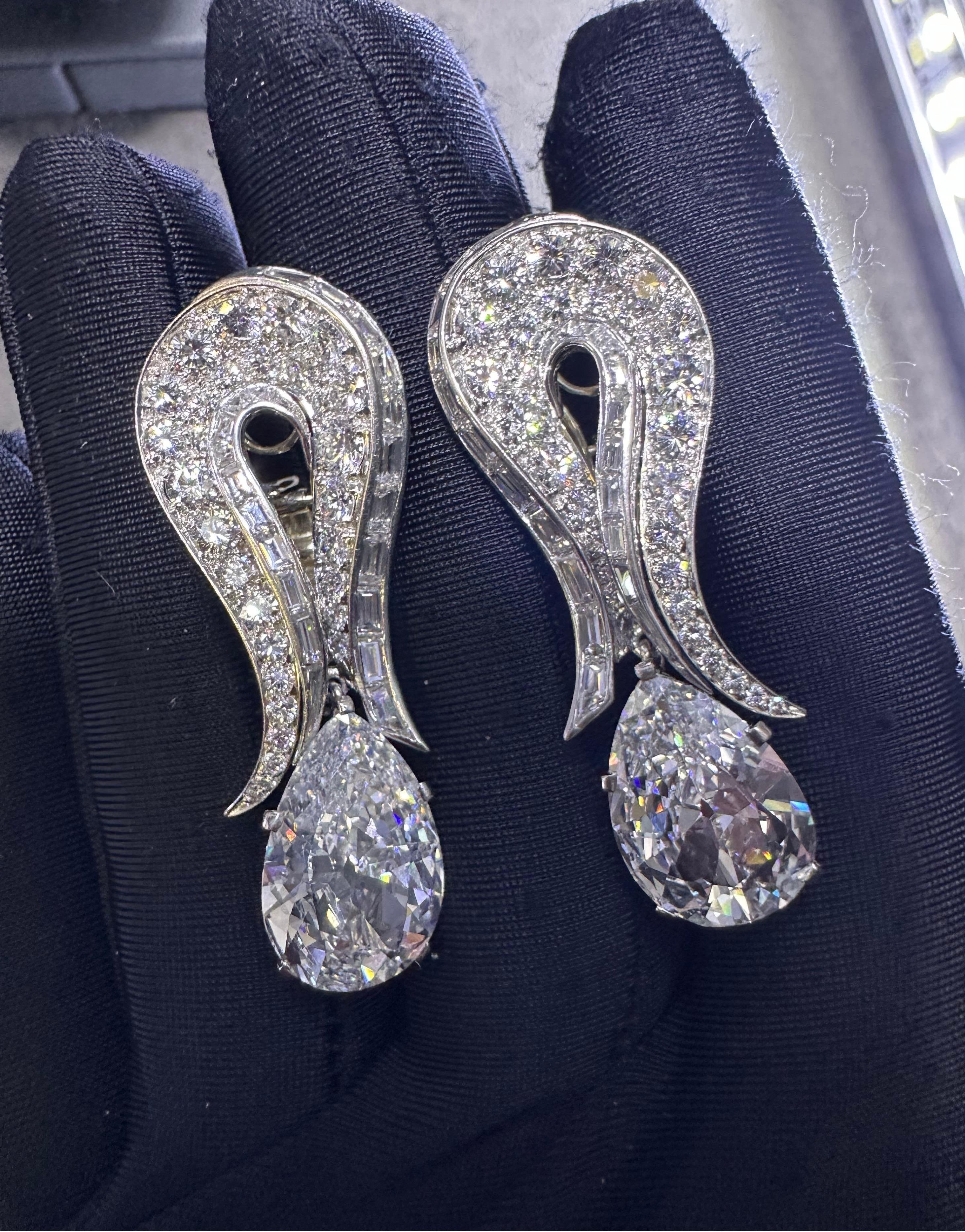 Important Bvlgari D Color Diamond Earrings For Sale 3