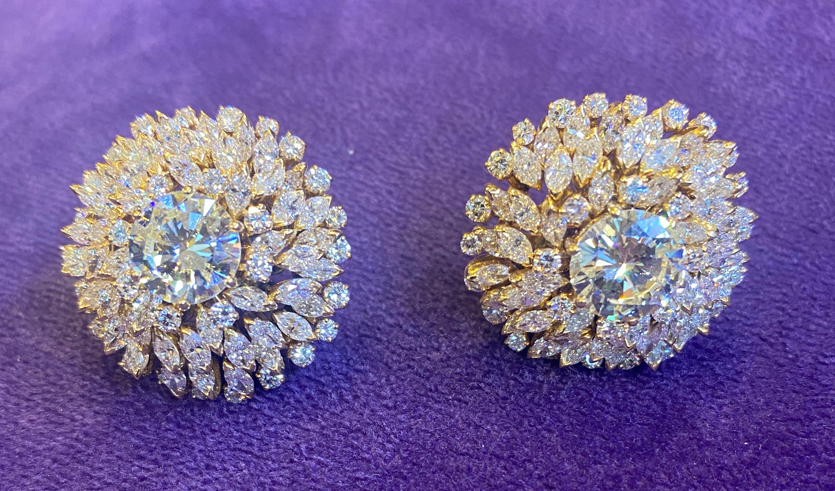 Important Bvlgari Diamond Brooch & Earrings Set For Sale 2