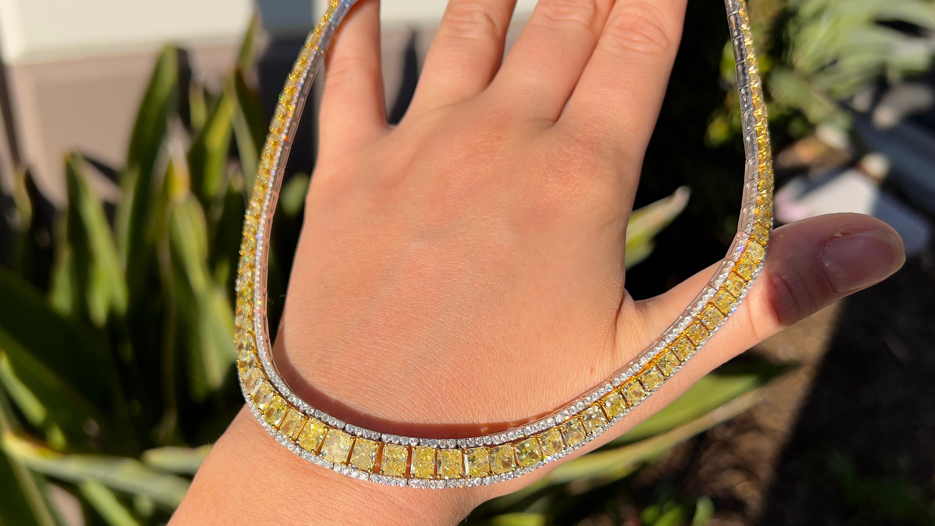 Canary Diamonds = 45 Carats
White Diamonds = 8.5 Carats
( Color: F, Clarity: VS )
Metal: 18K Gold
Length: 17 Inches