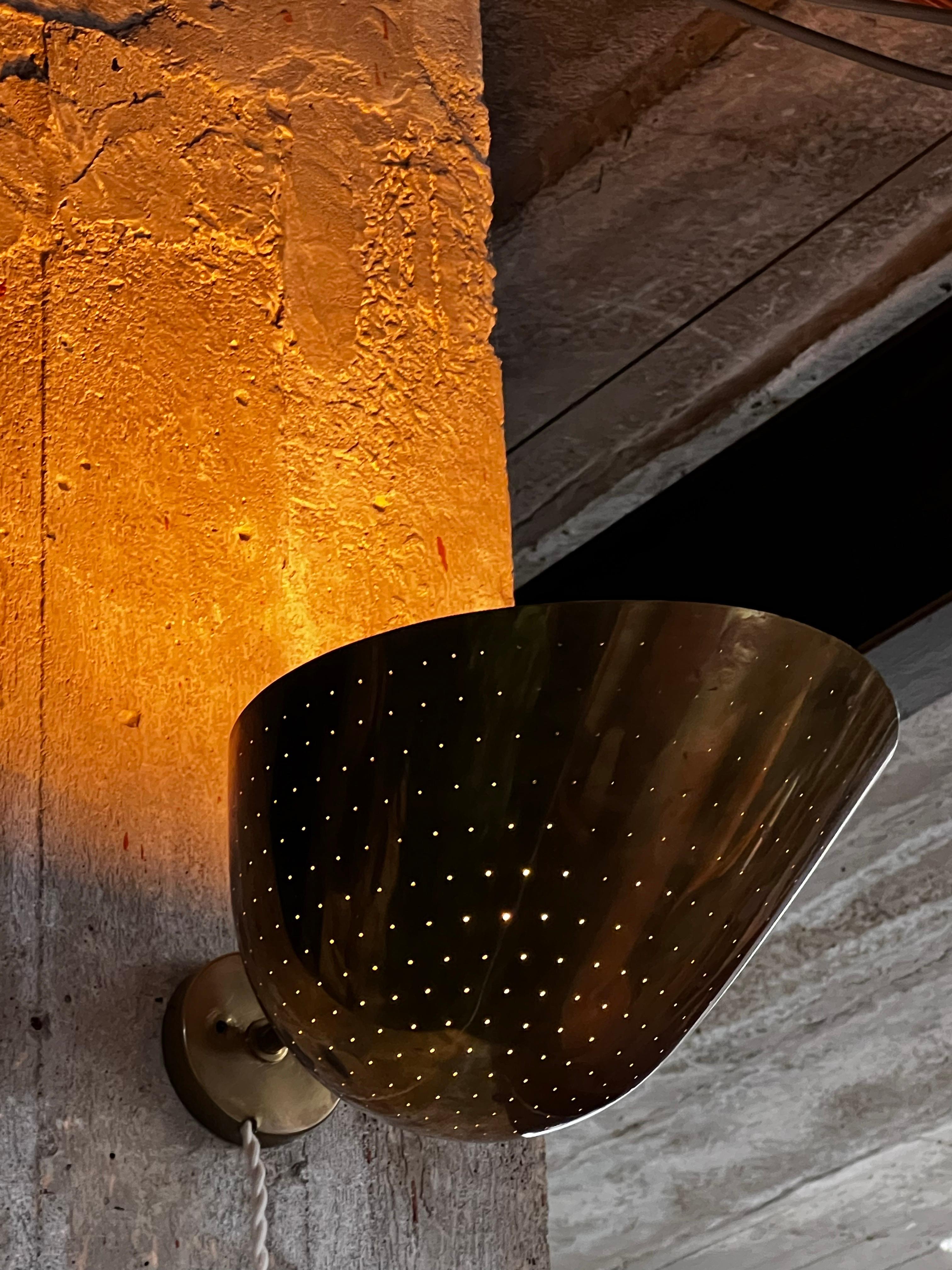Mid-20th Century Important Carl Axel Asking brass wall lamp Sweden 1940's, Paavo tynell vibe For Sale