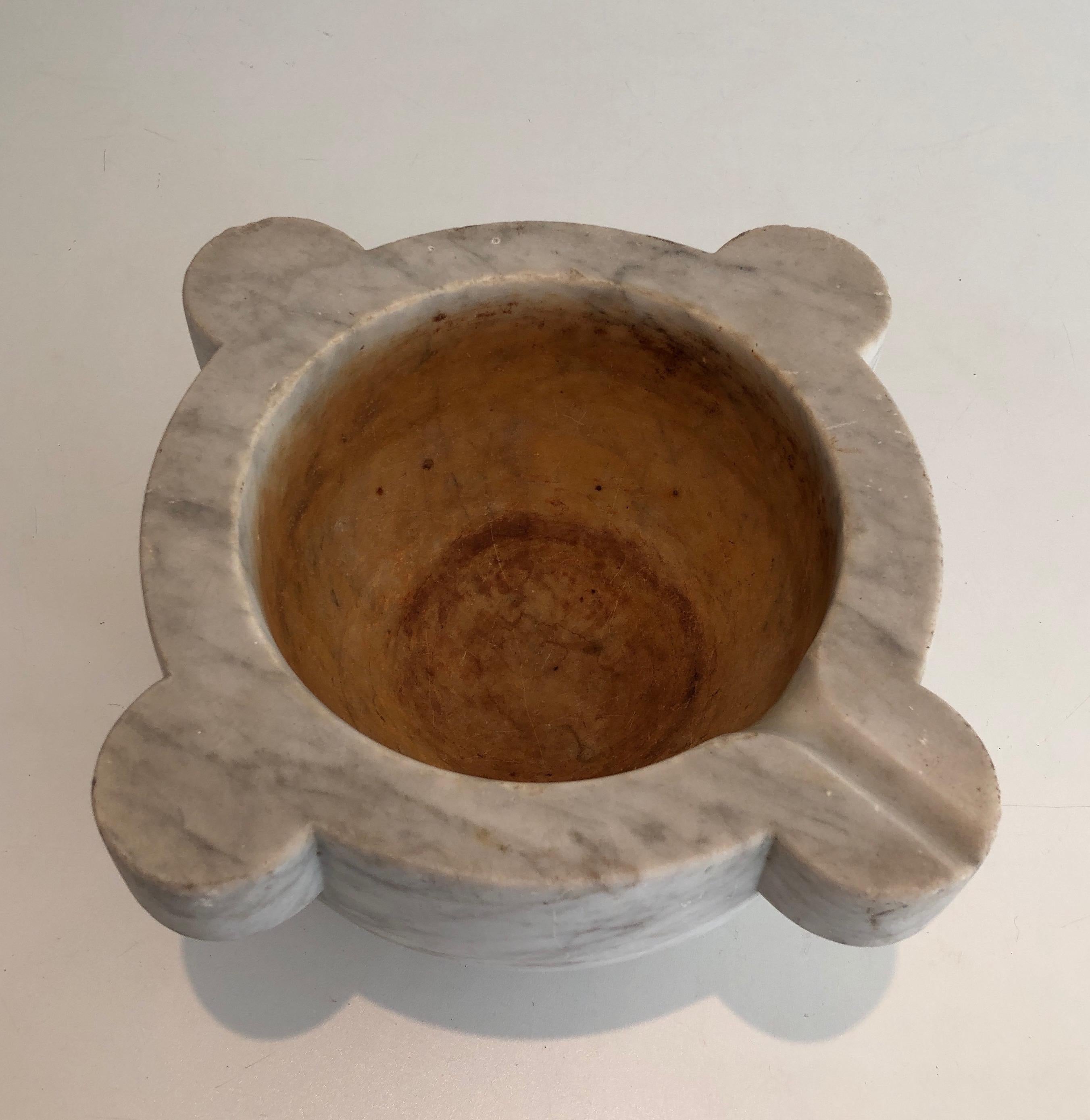 Importante Mortero de Mármol de Carrara, Francés, Siglo XVIII en venta 6