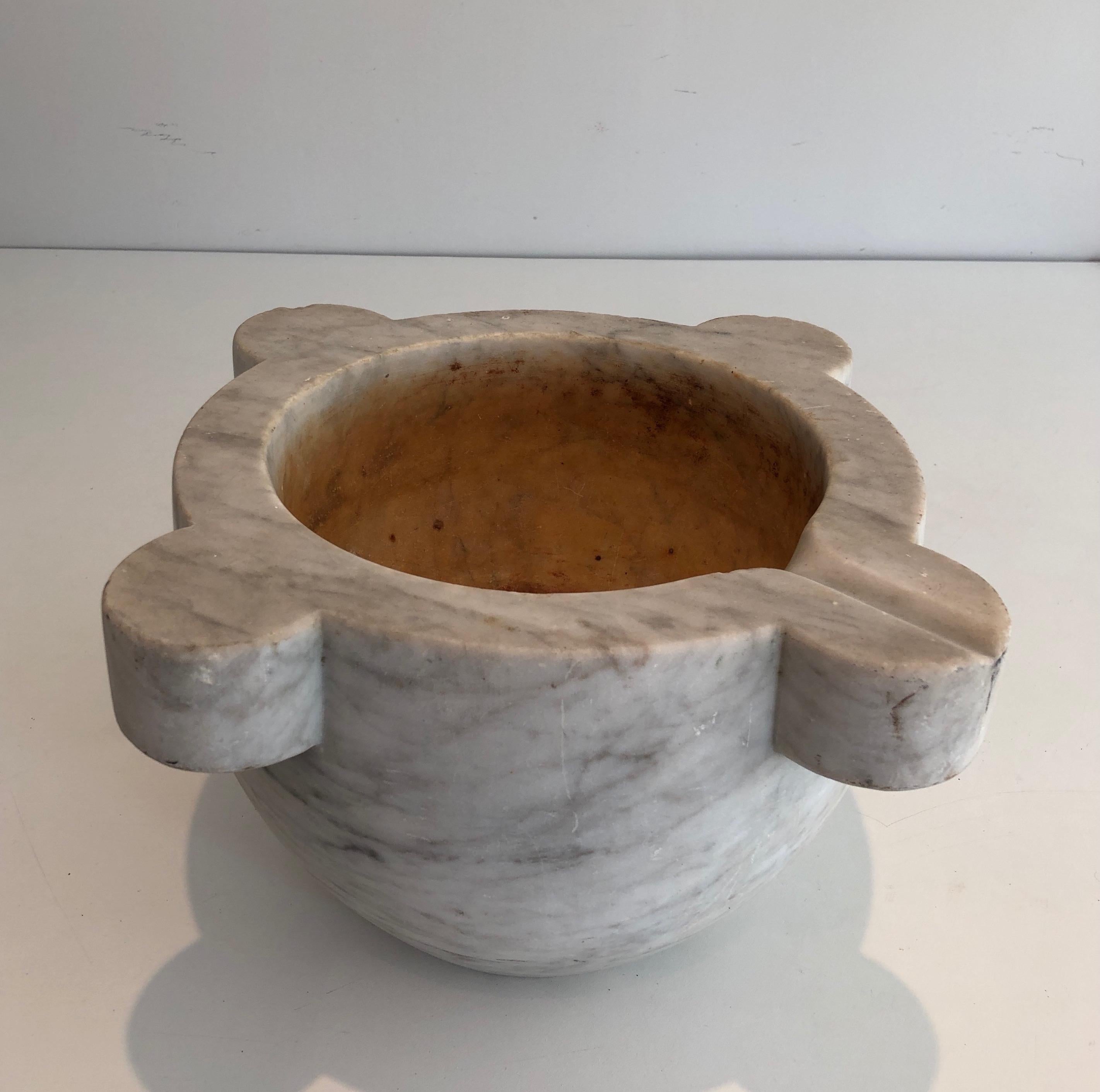 Importante Mortero de Mármol de Carrara, Francés, Siglo XVIII en venta 7