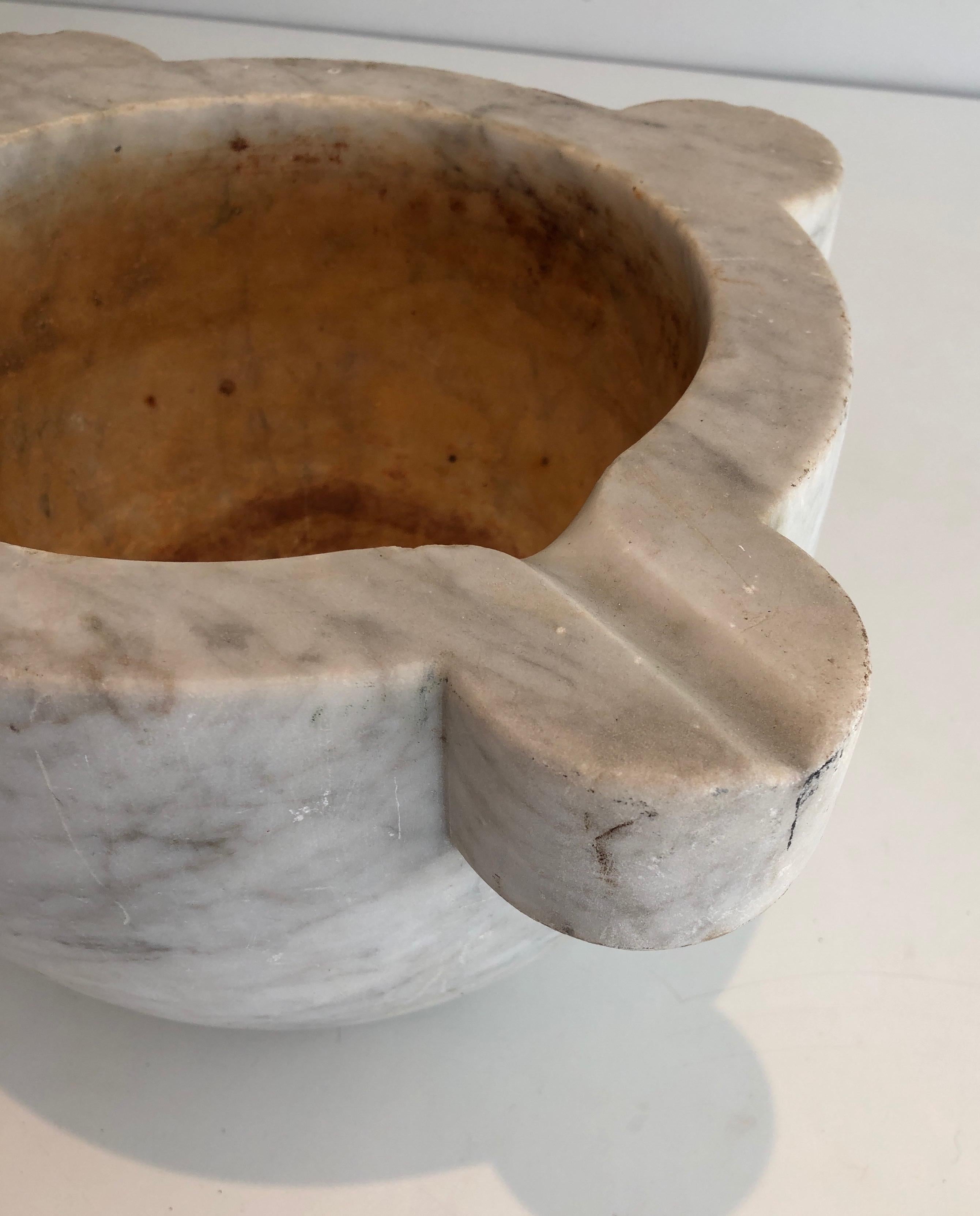 Importante Mortero de Mármol de Carrara, Francés, Siglo XVIII en venta 5