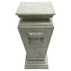 Important Carrara Marble Pedestal. Belle Époque Style. Early 20th Century