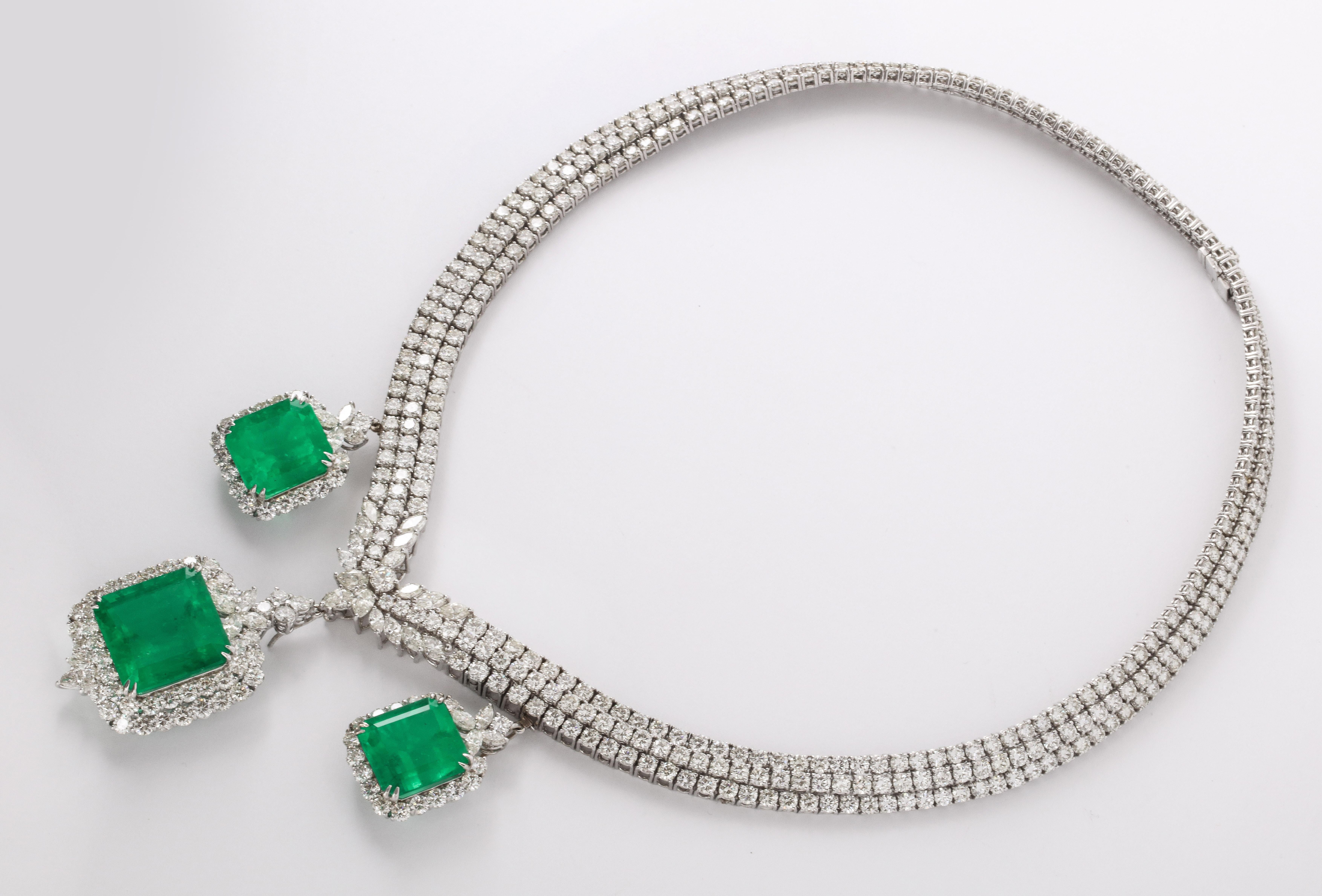  Zertifizierte kolumbianische Smaragd- und Diamant-Halskette Damen im Angebot