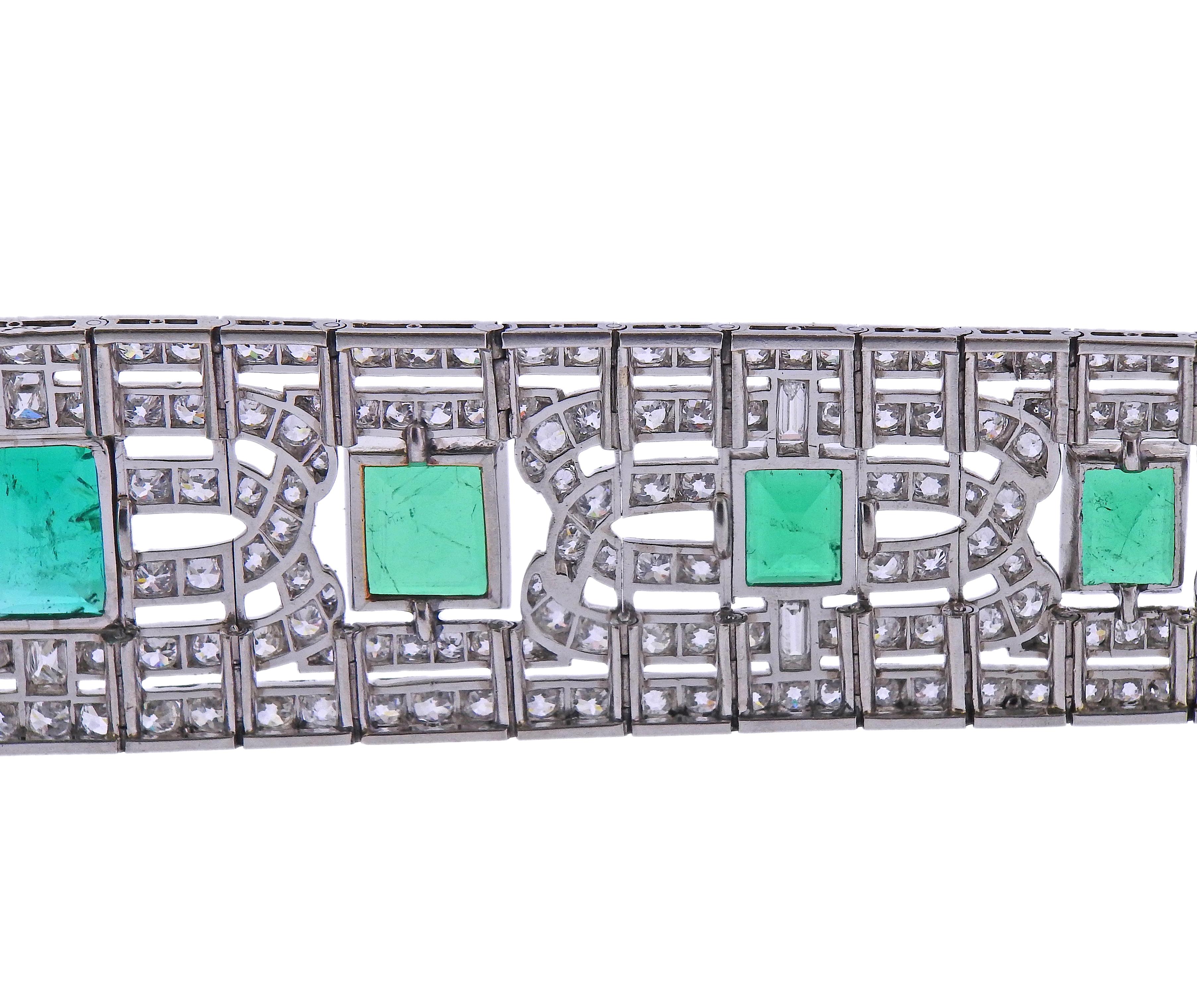 Important Certified Colombian Emerald Diamond Platinum Bracelet In Excellent Condition For Sale In New York, NY