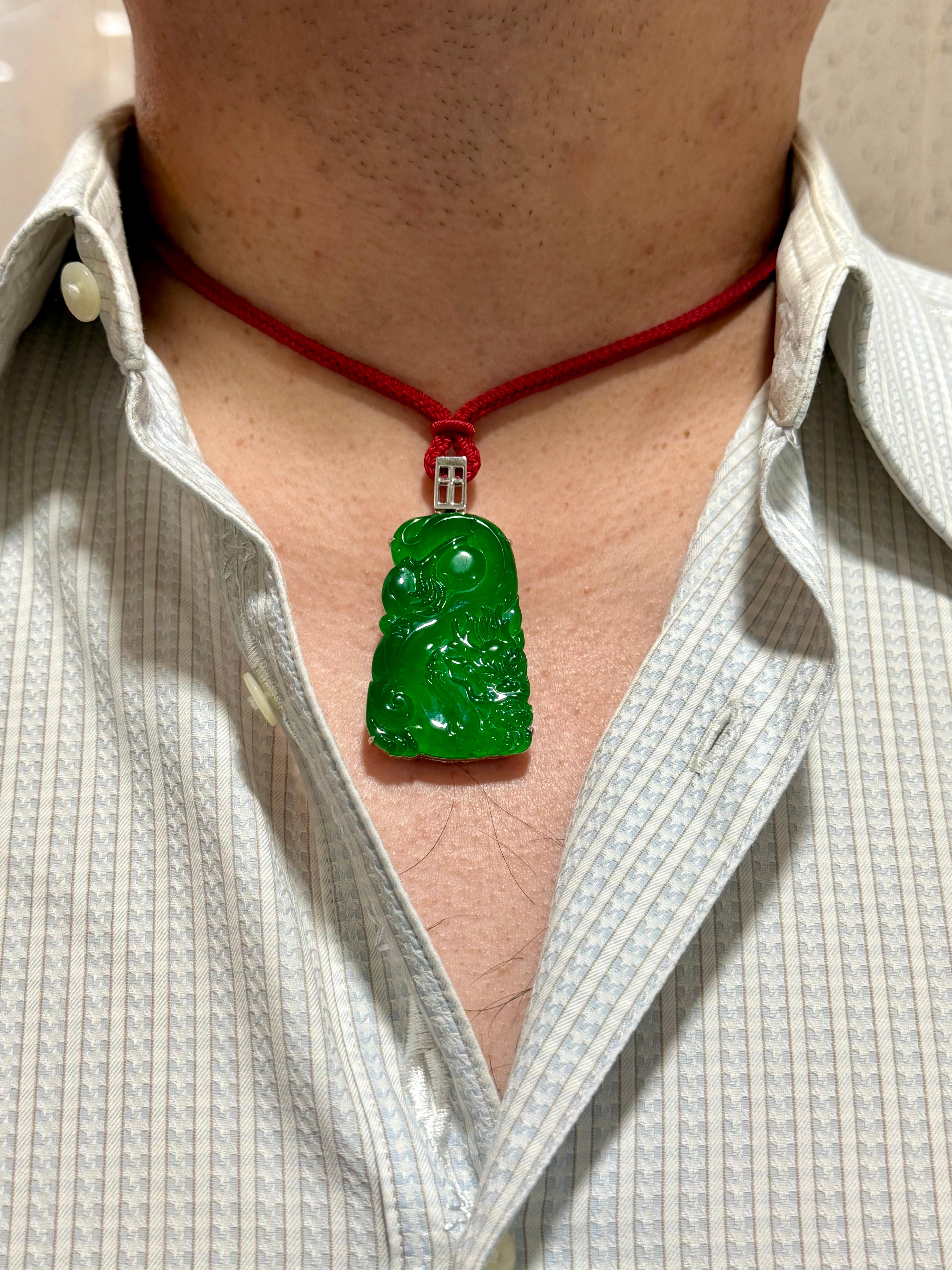 Please check out the HD video. Unisex, this pendant is suitable for both men and women! You will get plenty of compliments all day long! This is very impressive and what true imperial jade looks like! Almost all jade of this color, translucency and