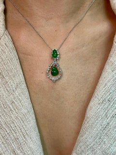 Important Certified Imperial Jade Gourd Diamond Pendant Necklace, Imperial Green
