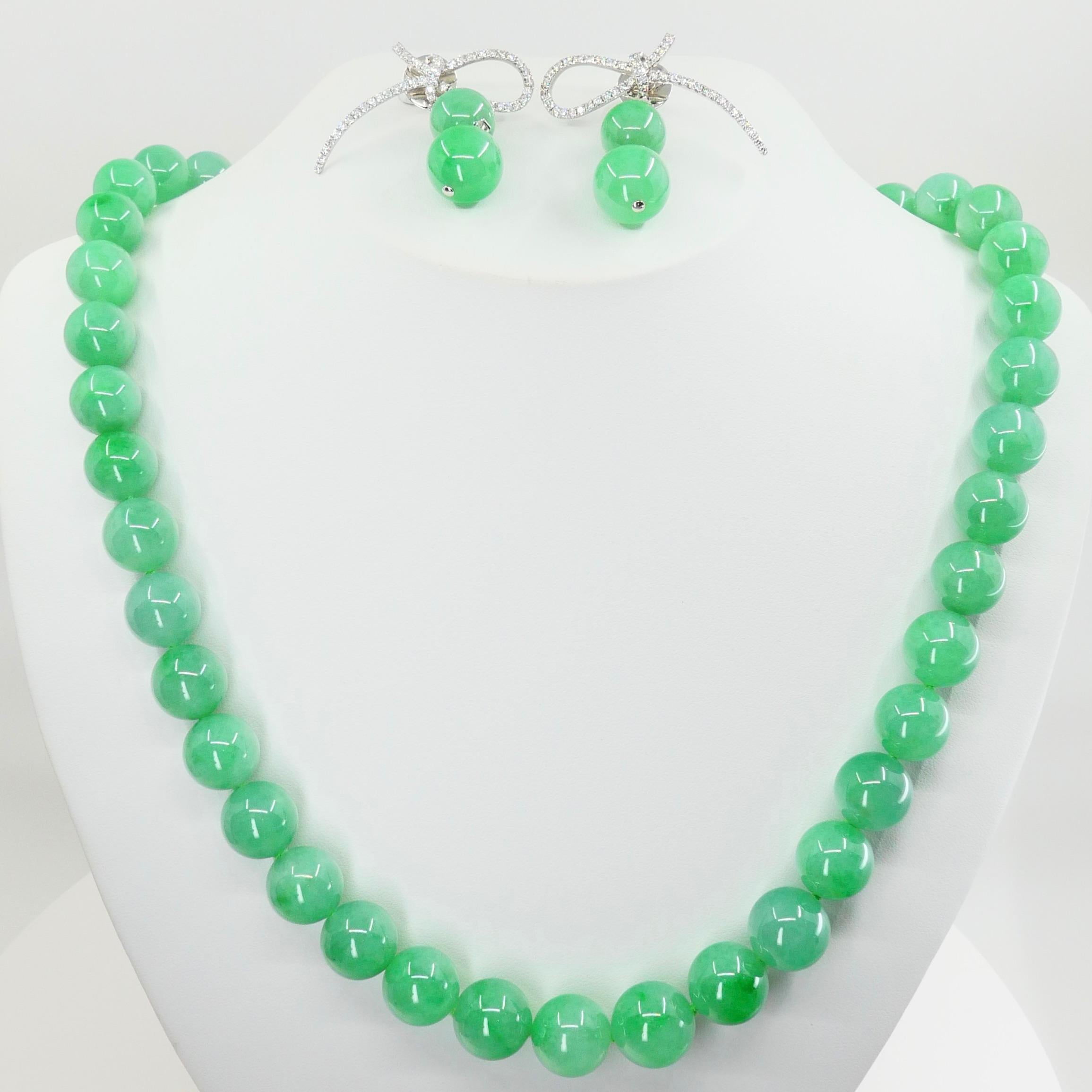 apple green jade necklace